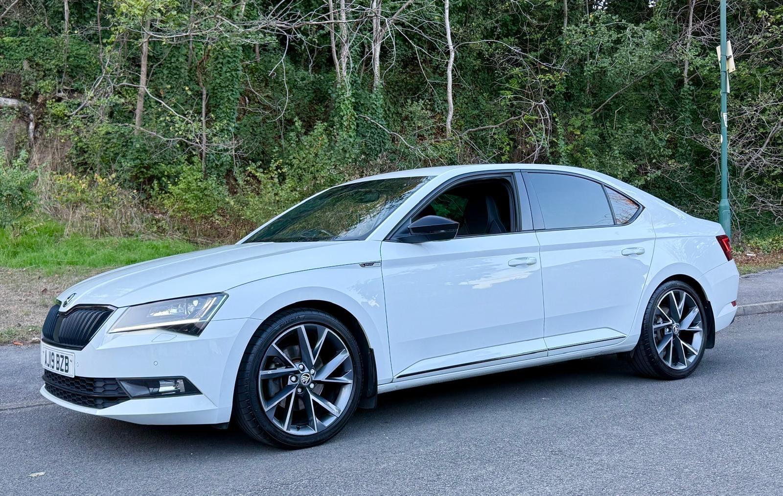 Skoda Superb view 9