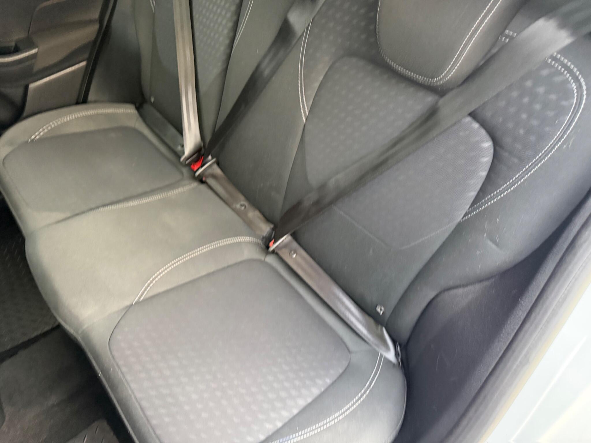 Ford Fiesta view 72