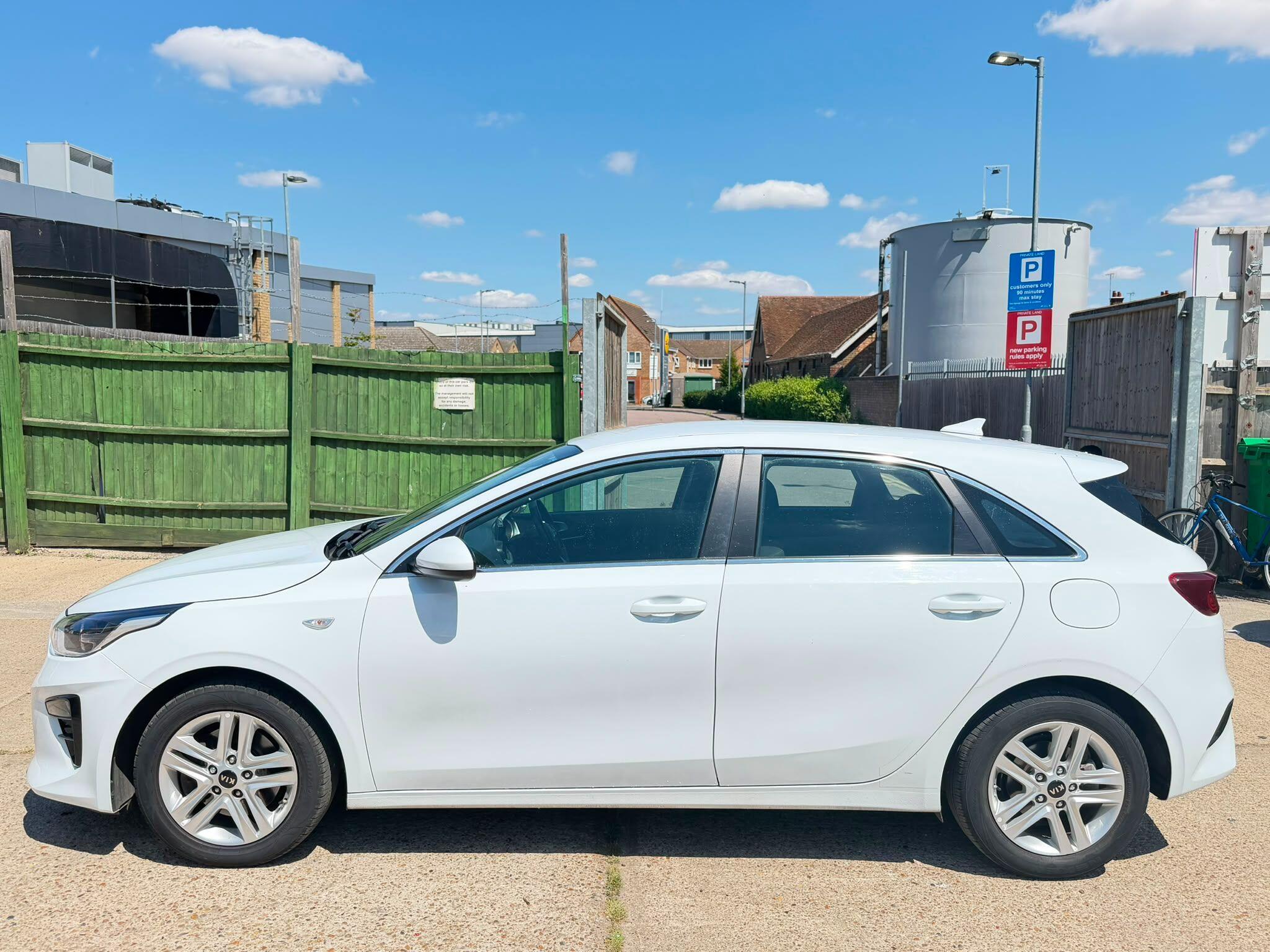 Kia Ceed view 5