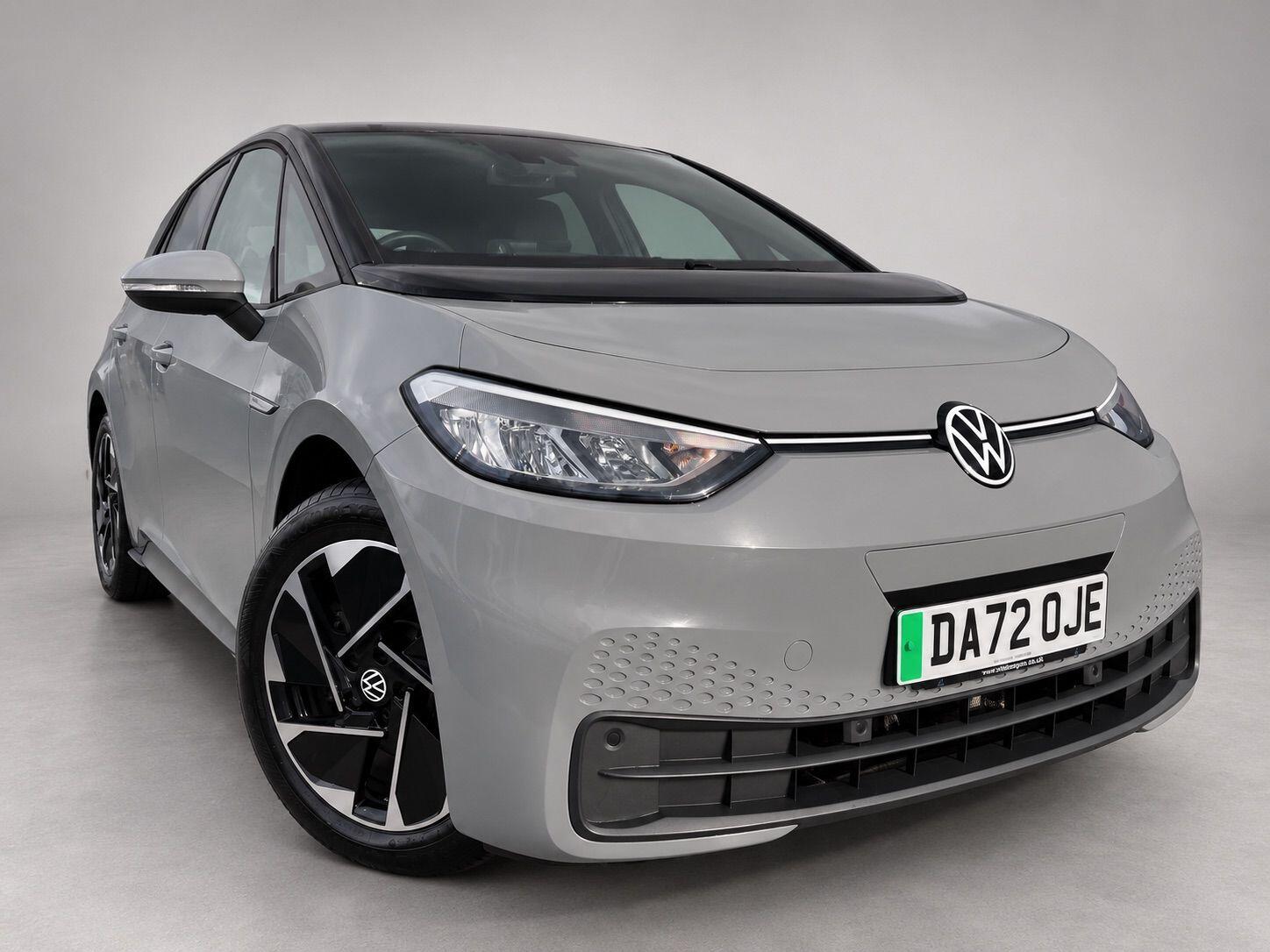 Volkswagen Id.3 view 5