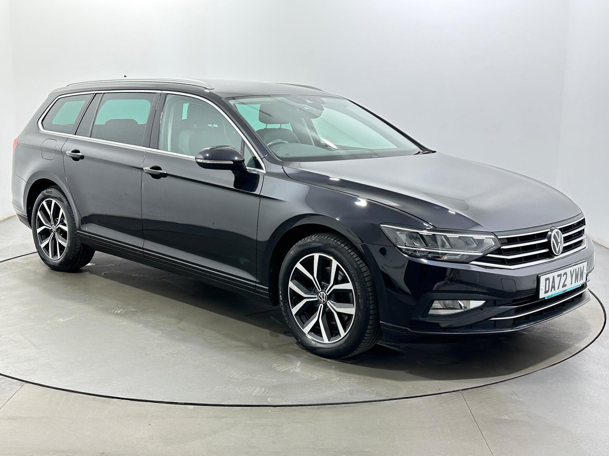 2022 Volkswagen Passat in Black for sale