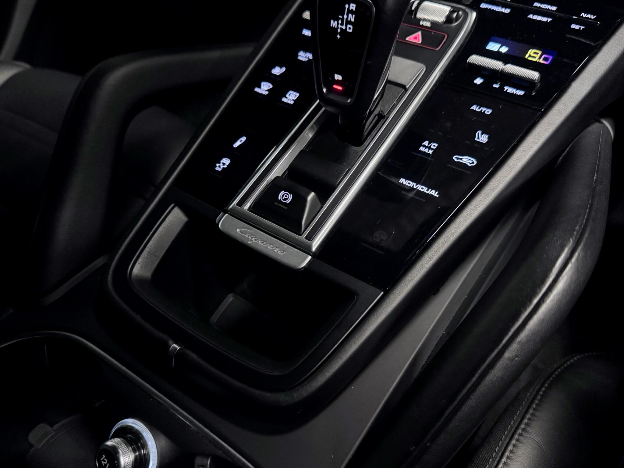 Porsche Cayenne view 42