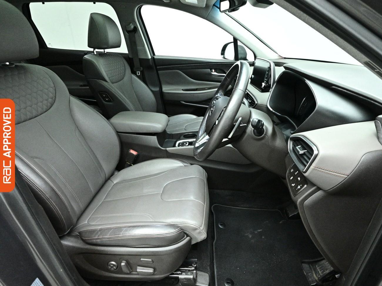 Hyundai Santa FE view 12