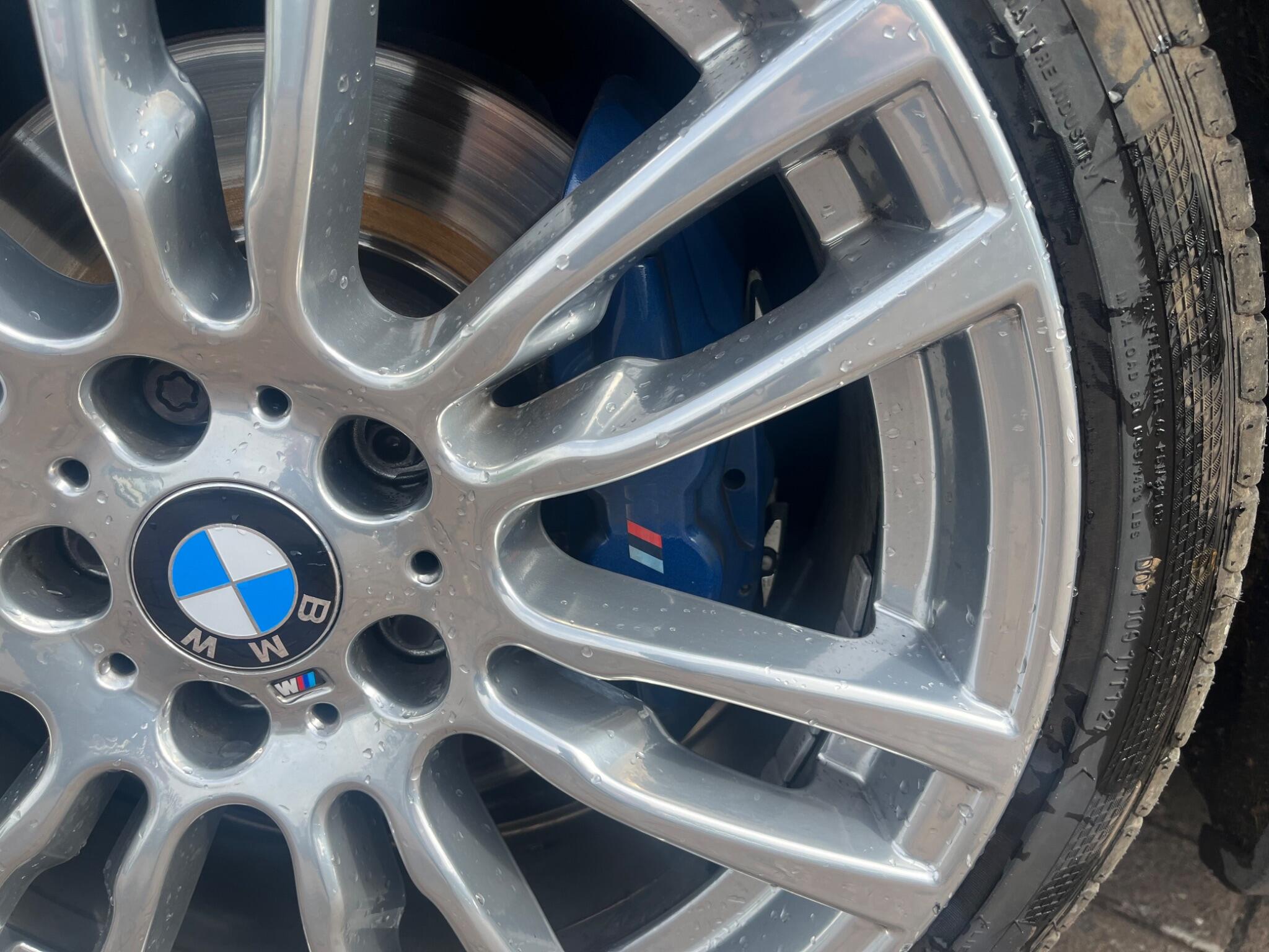 BMW 3 Series view 28