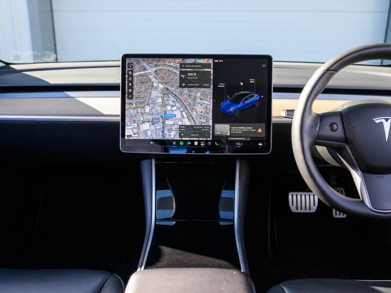 Tesla Model 3 view 14