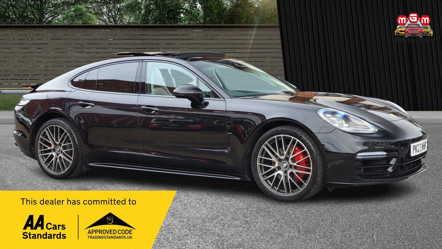Porsche Panamera view 3