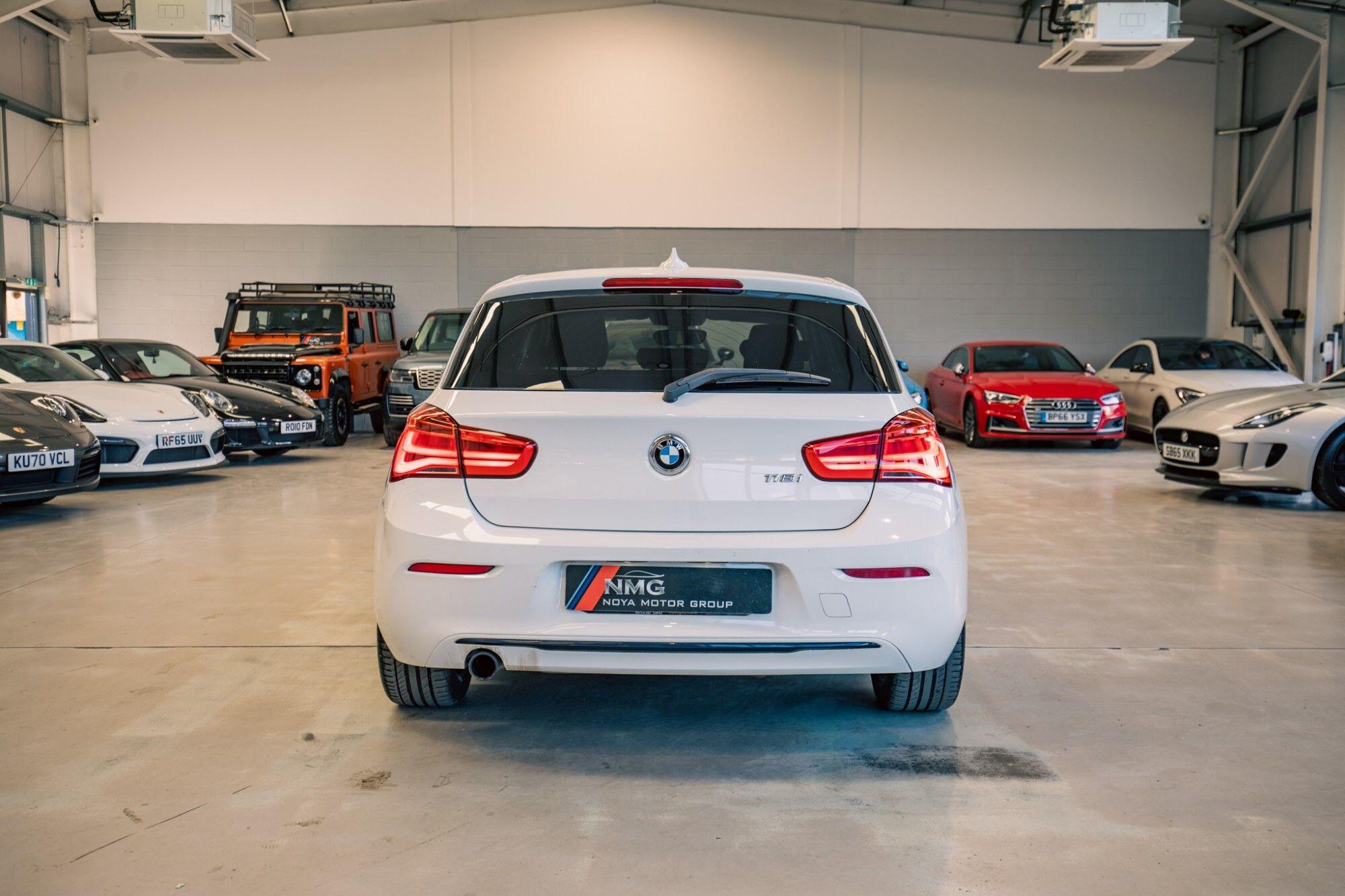 BMW 1 Series view 26
