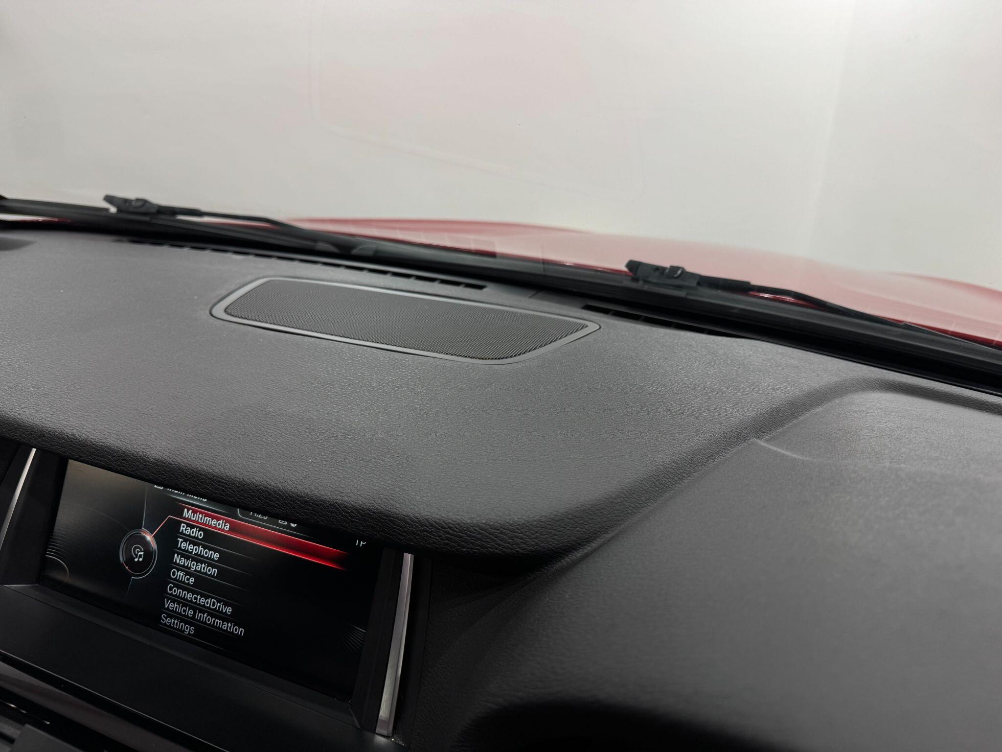 BMW X4 view 28