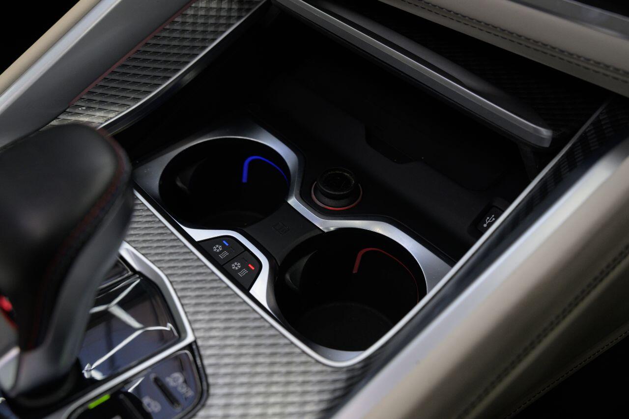 BMW X6 M view 43