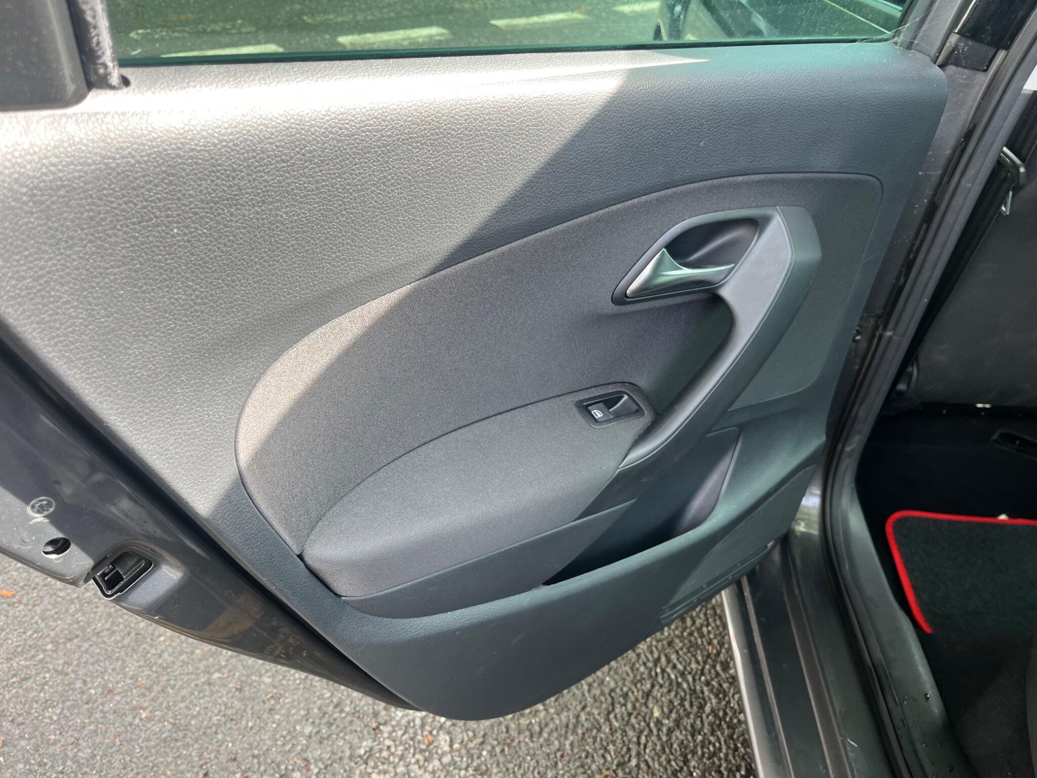 Volkswagen Polo view 15
