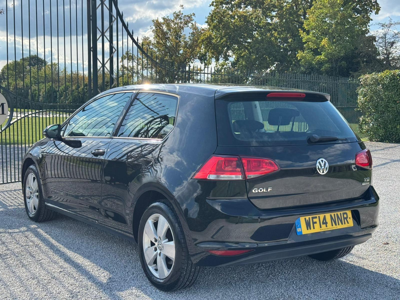 2014 Volkswagen Golf image 5