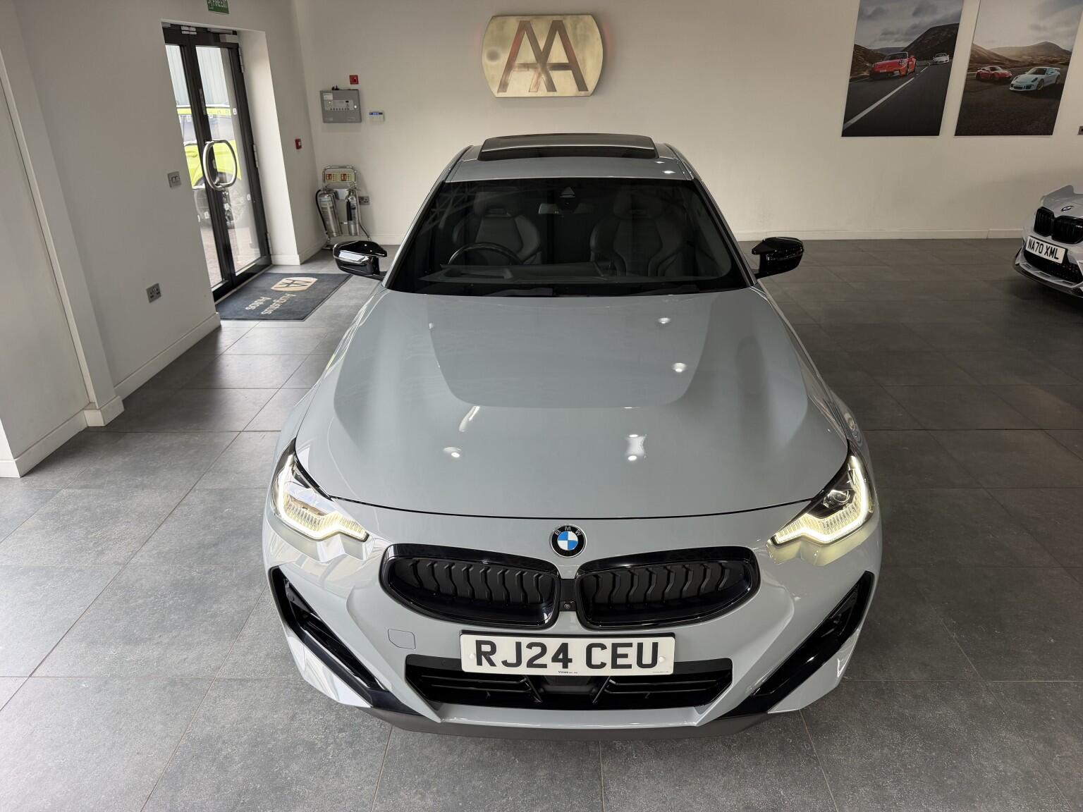 BMW 2 Series view 44