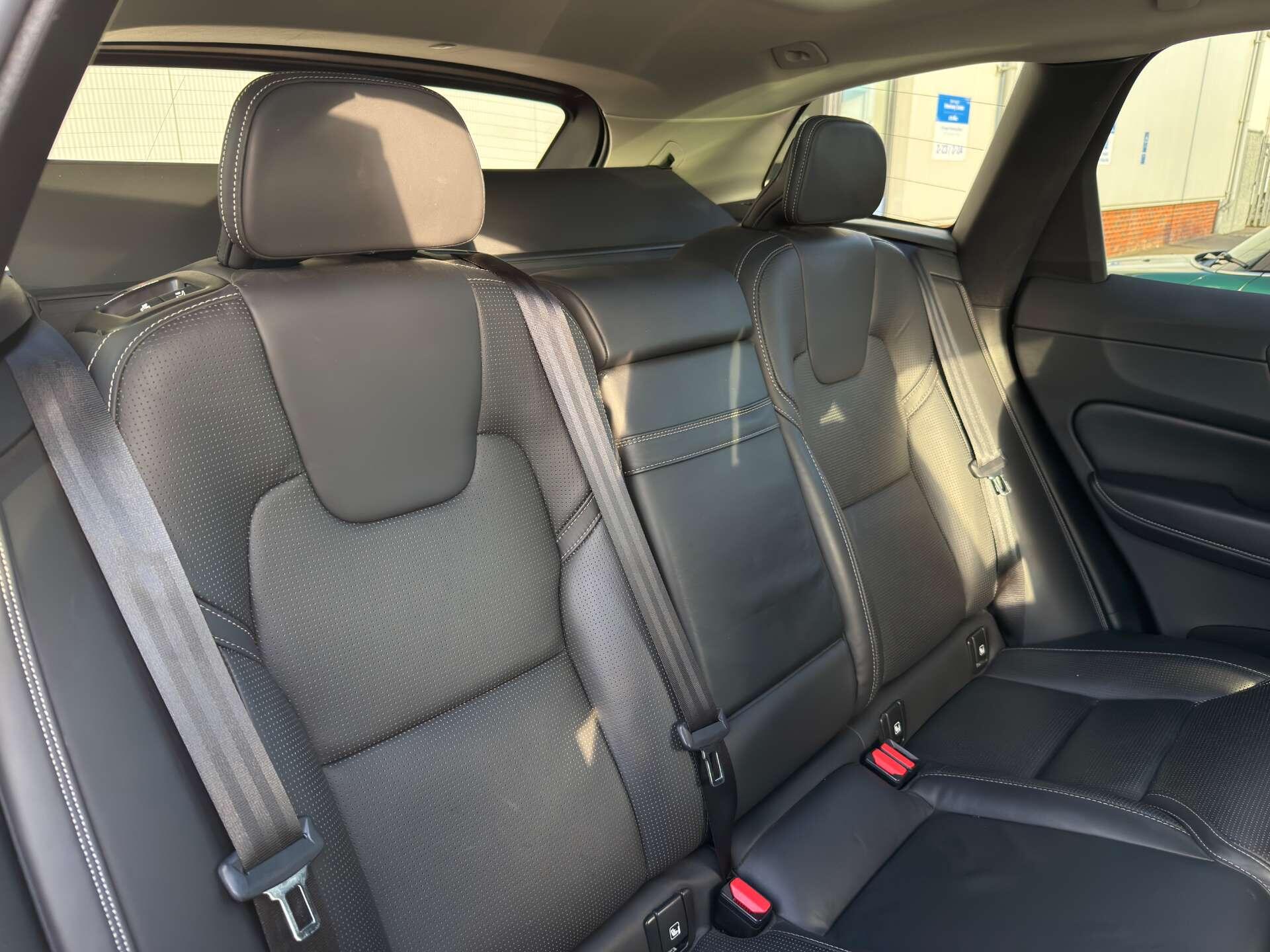 Volvo XC60 view 48