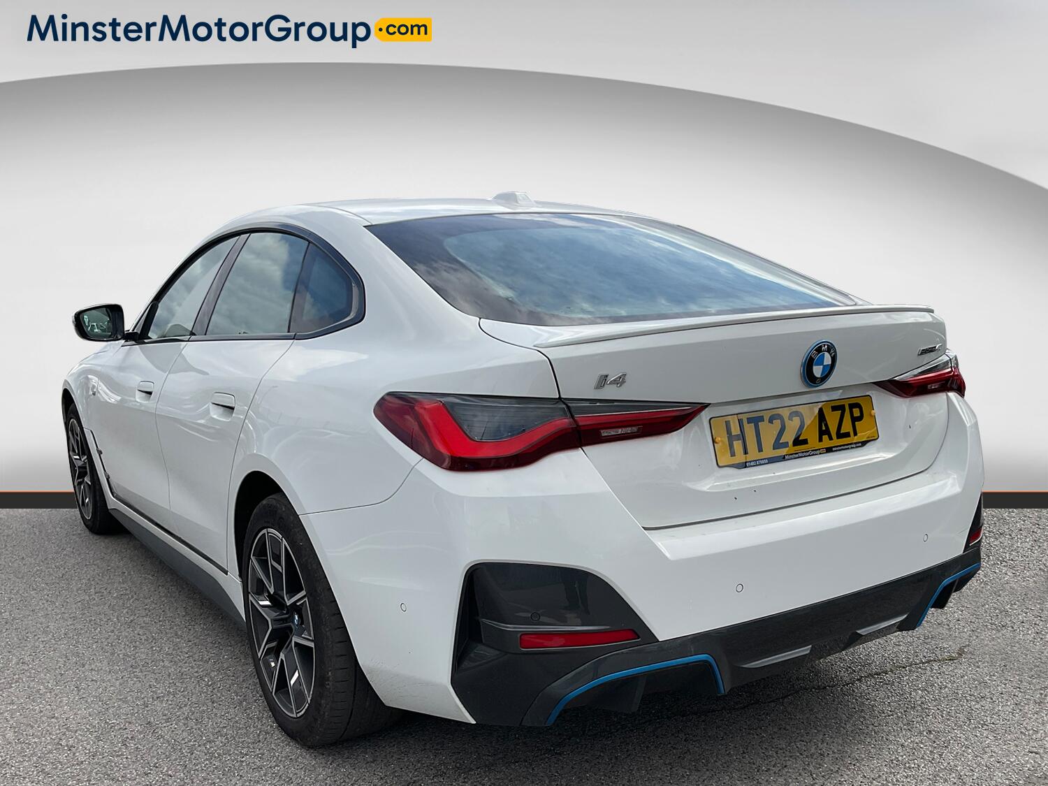 BMW I4 view 4