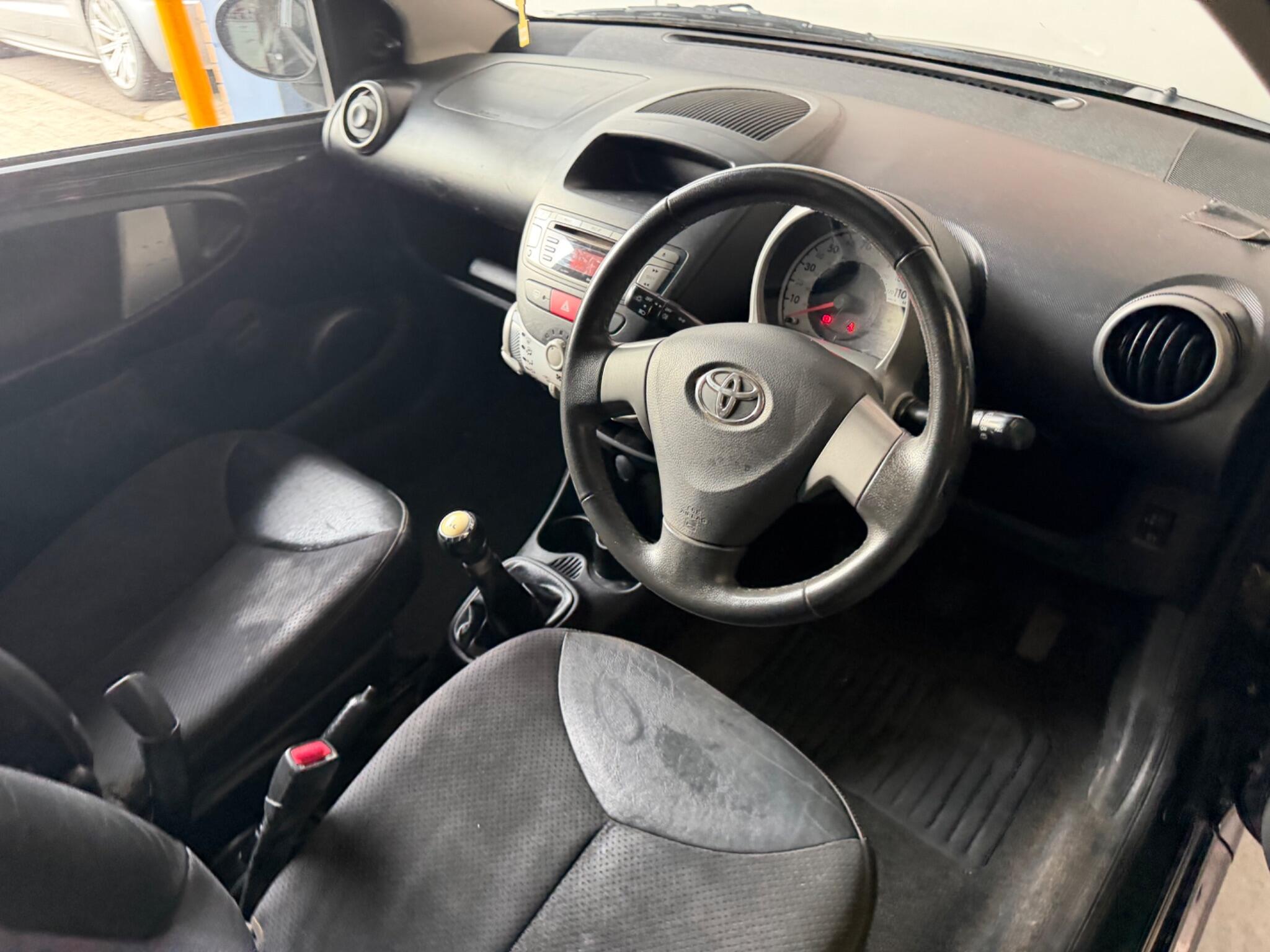 Toyota Aygo view 18