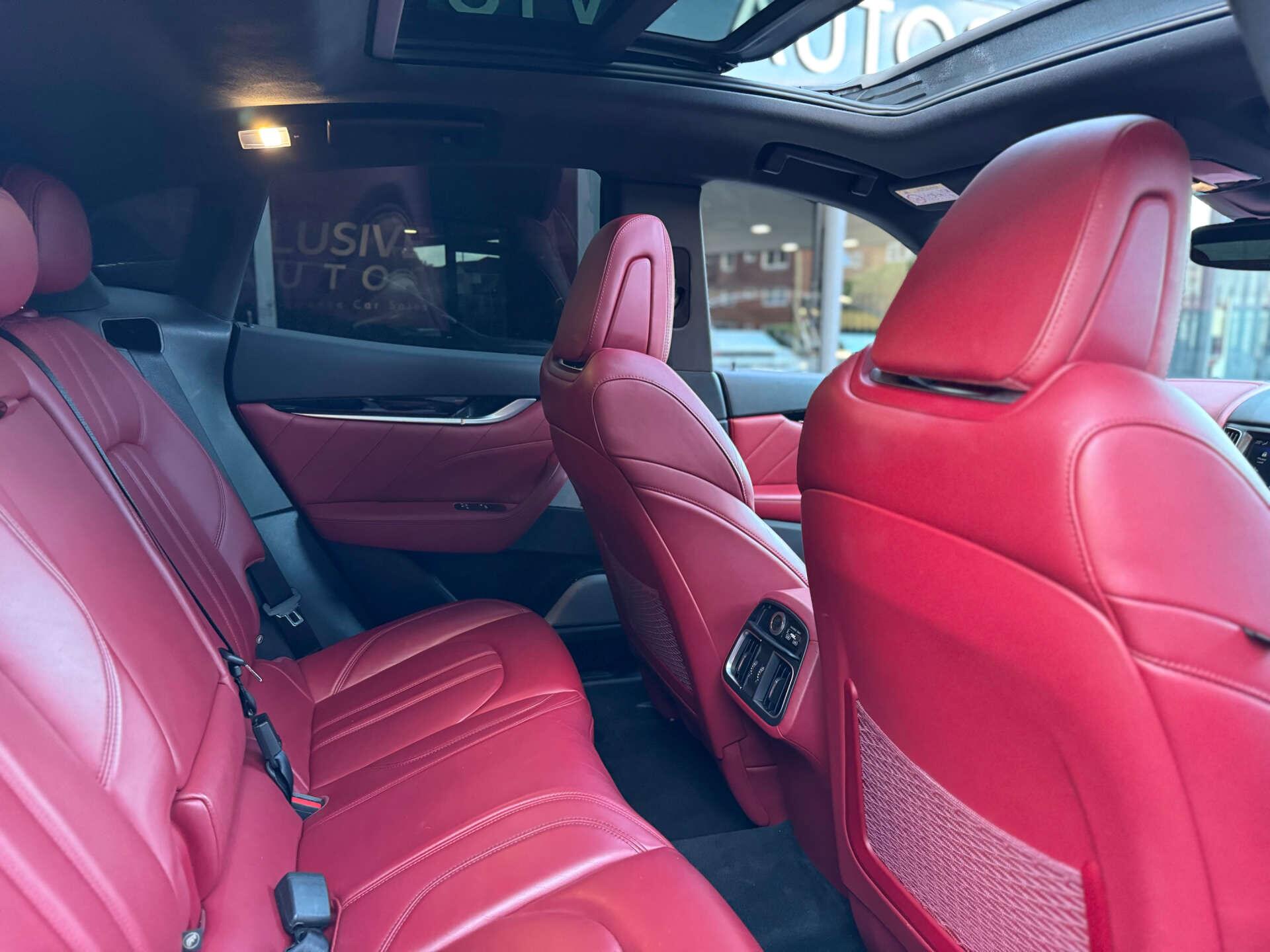 Maserati Gransport view 35
