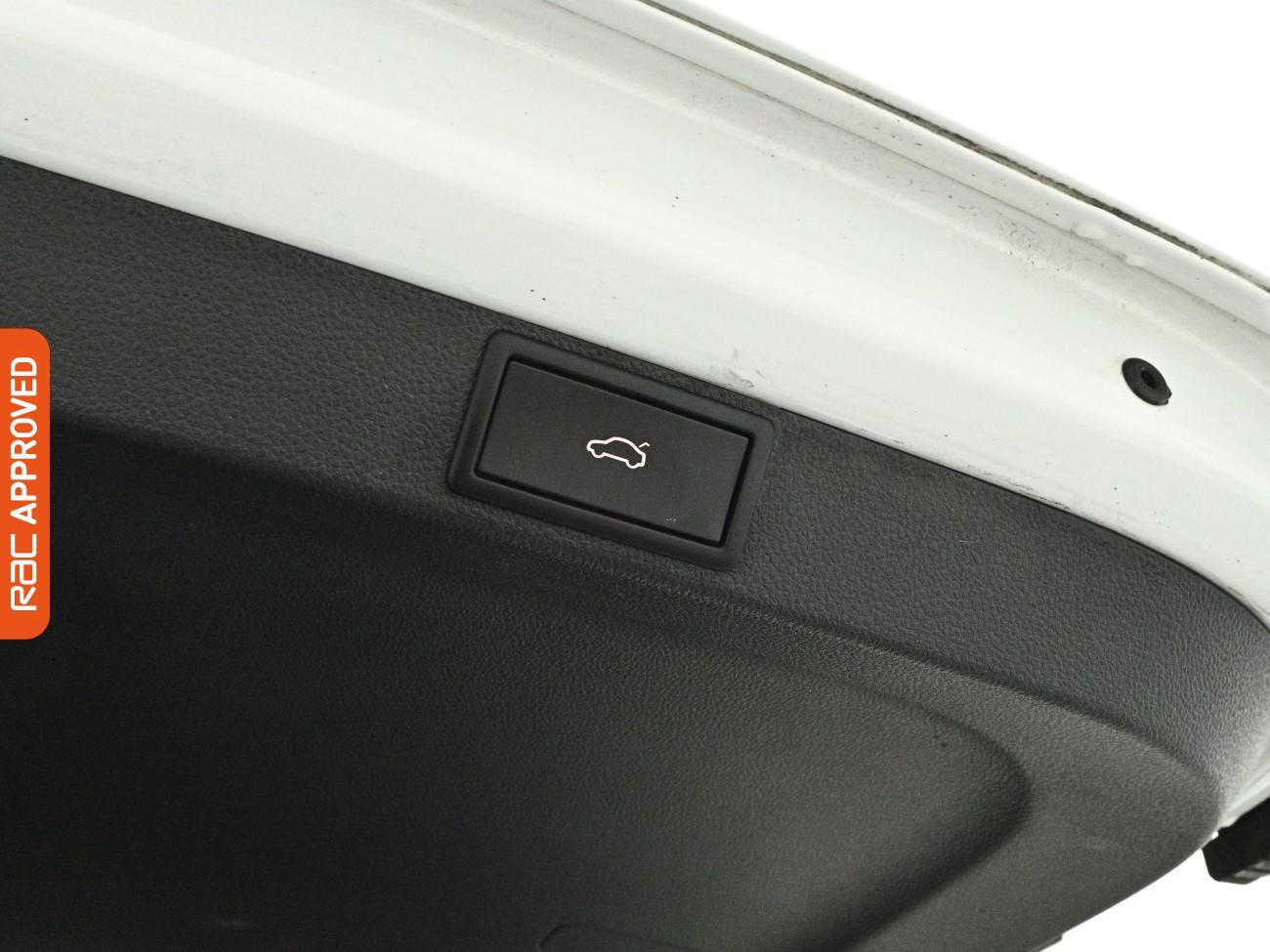 Skoda Octavia view 27