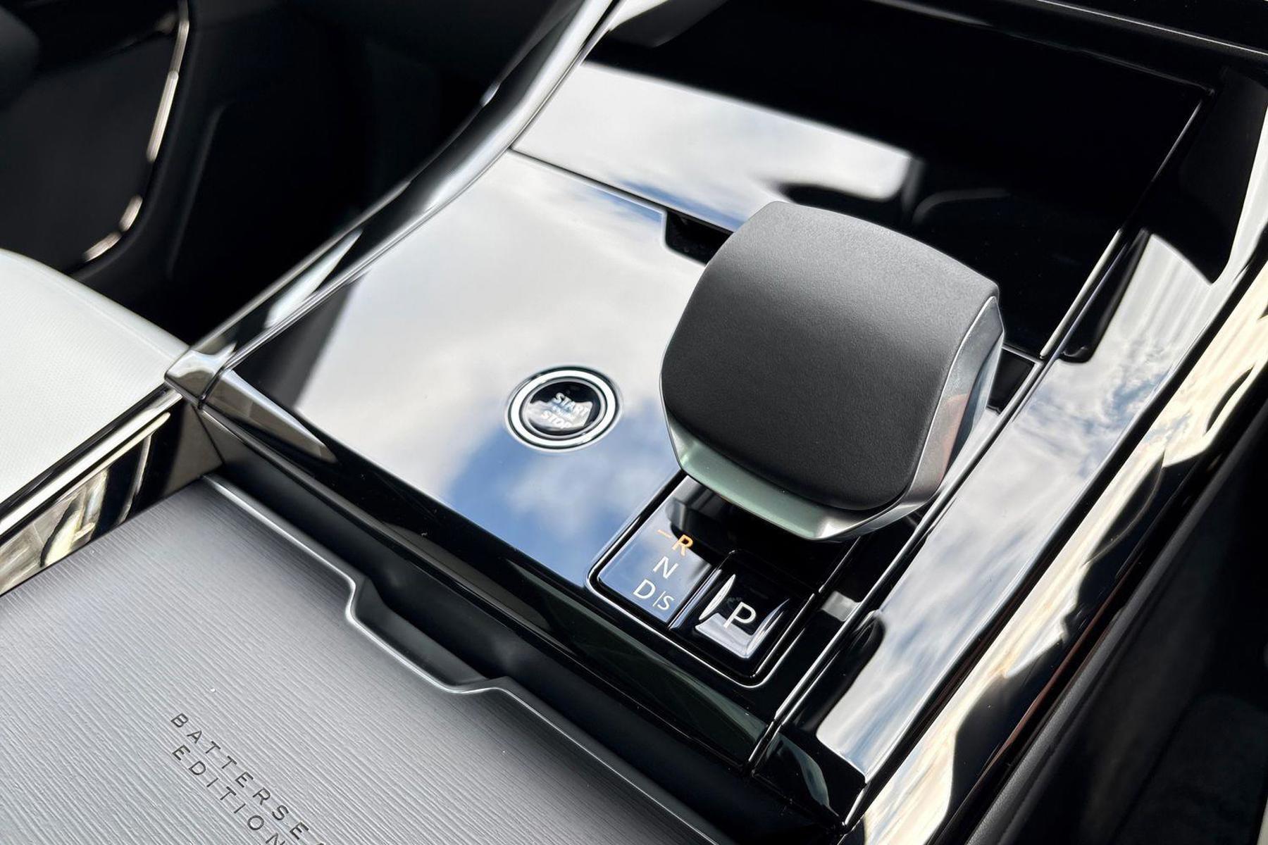 Land Rover Range Rover Sport view 20