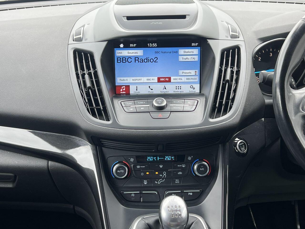 Ford Kuga view 32