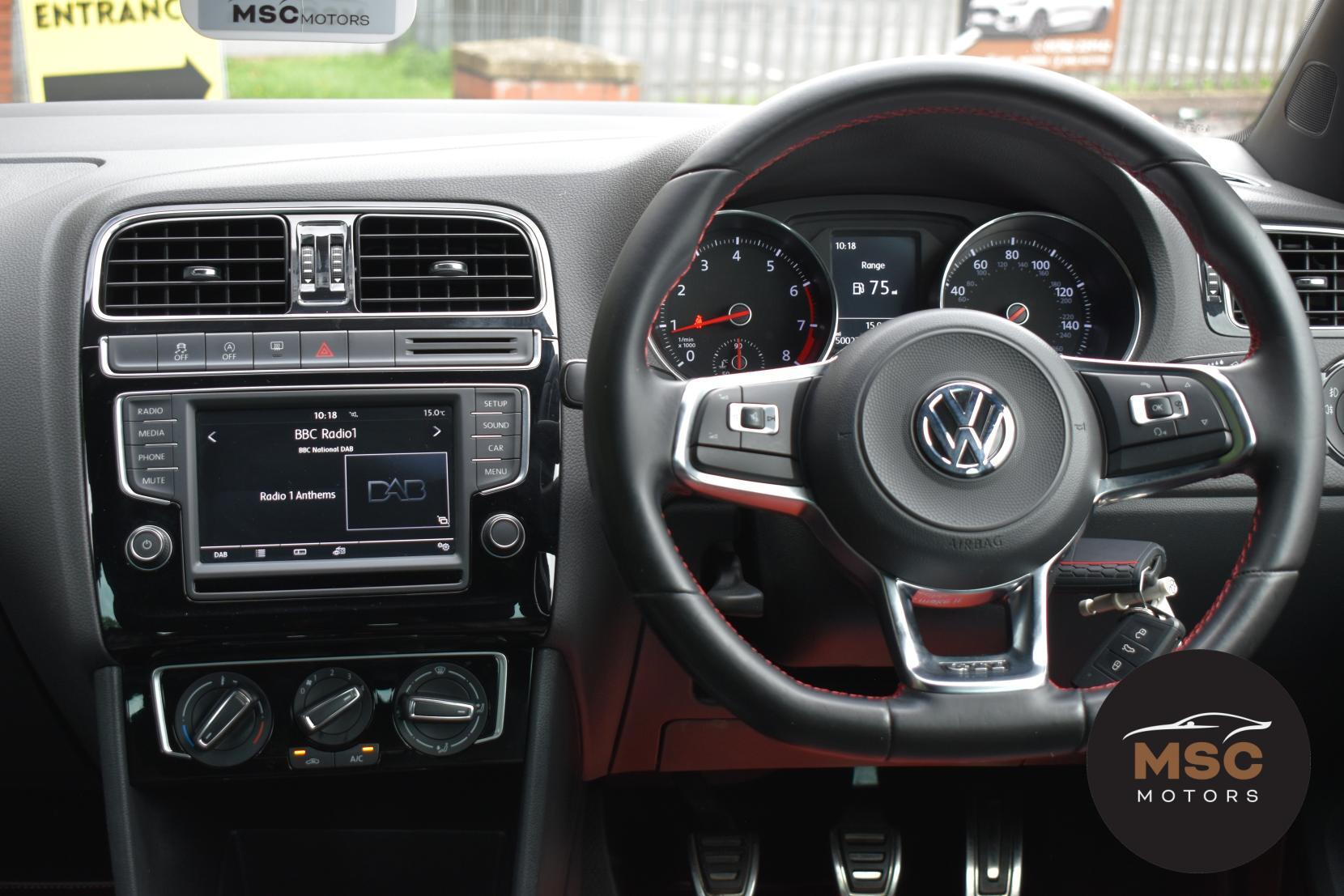 Volkswagen Polo view 40