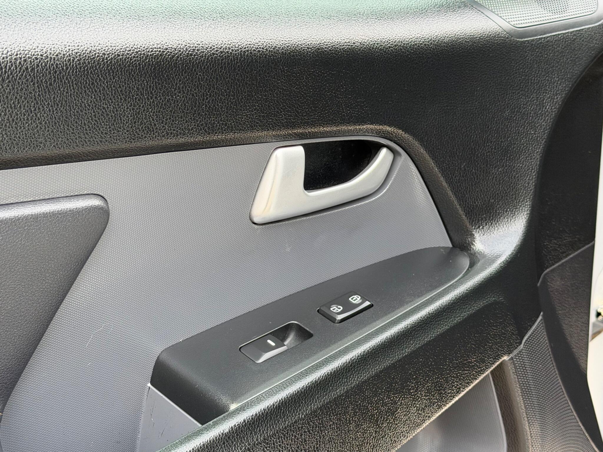 Kia Sportage view 44