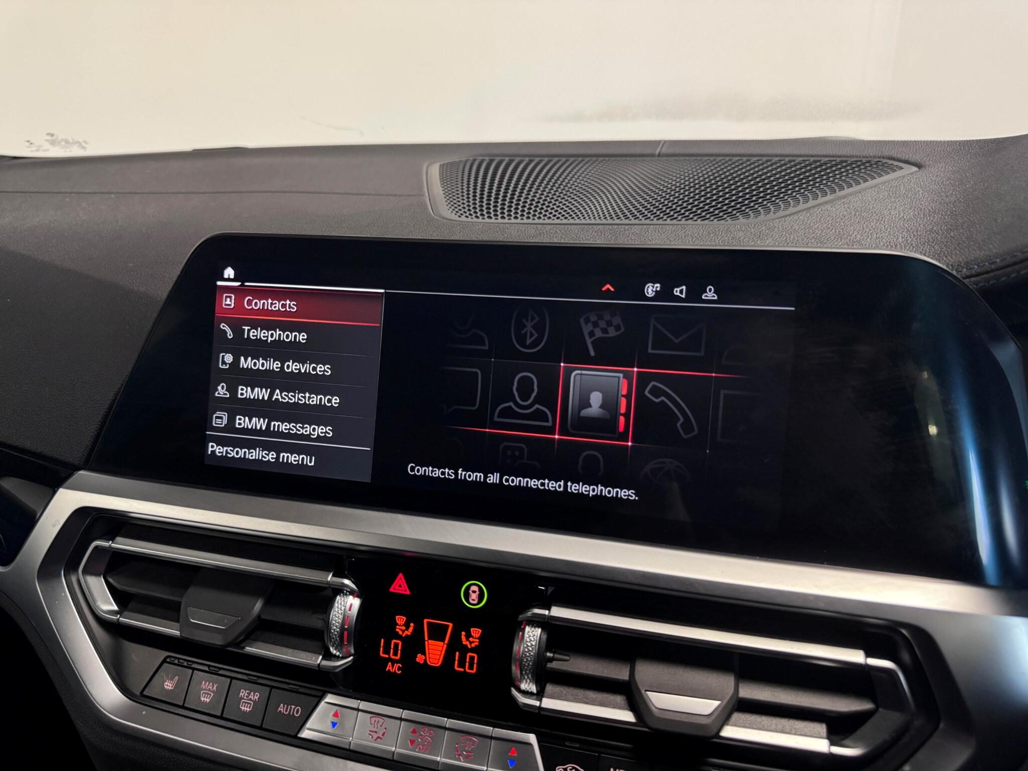 BMW 3 Series view 44