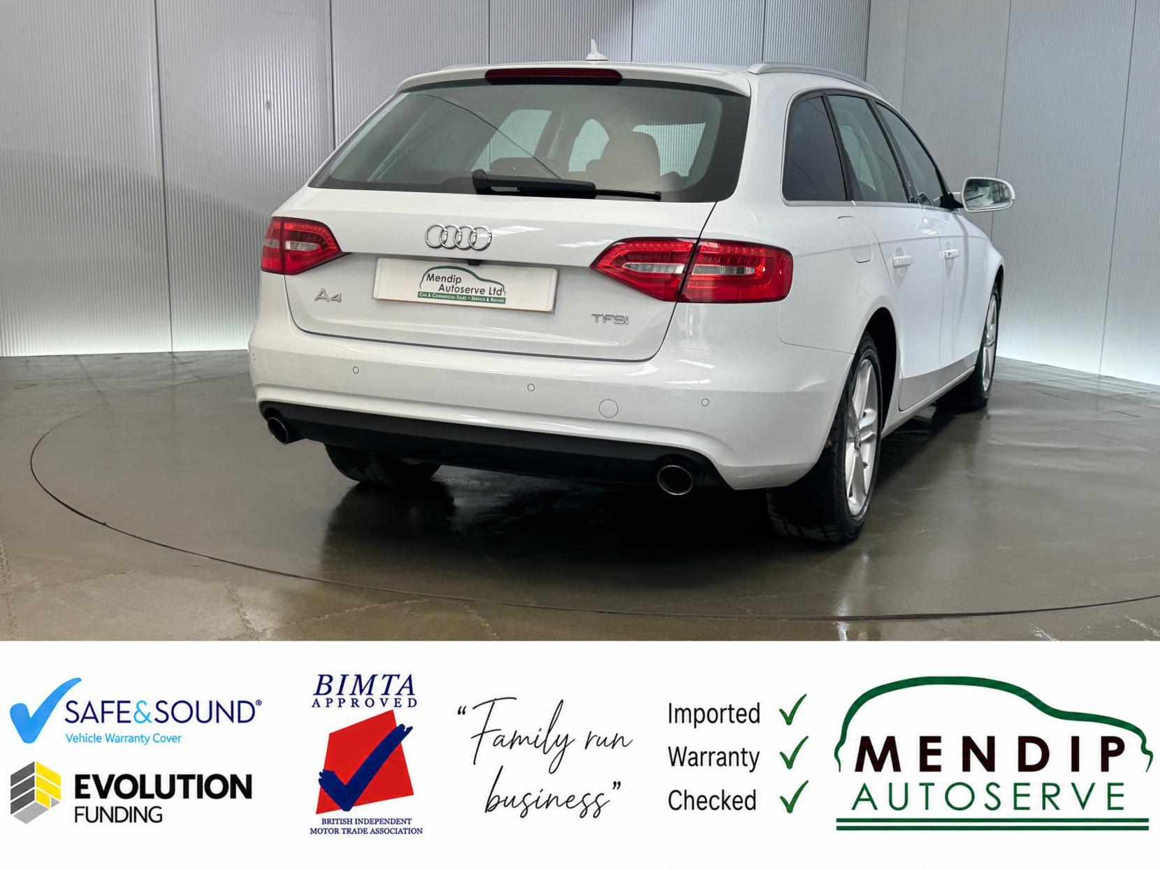 Audi A4 Avant view 29