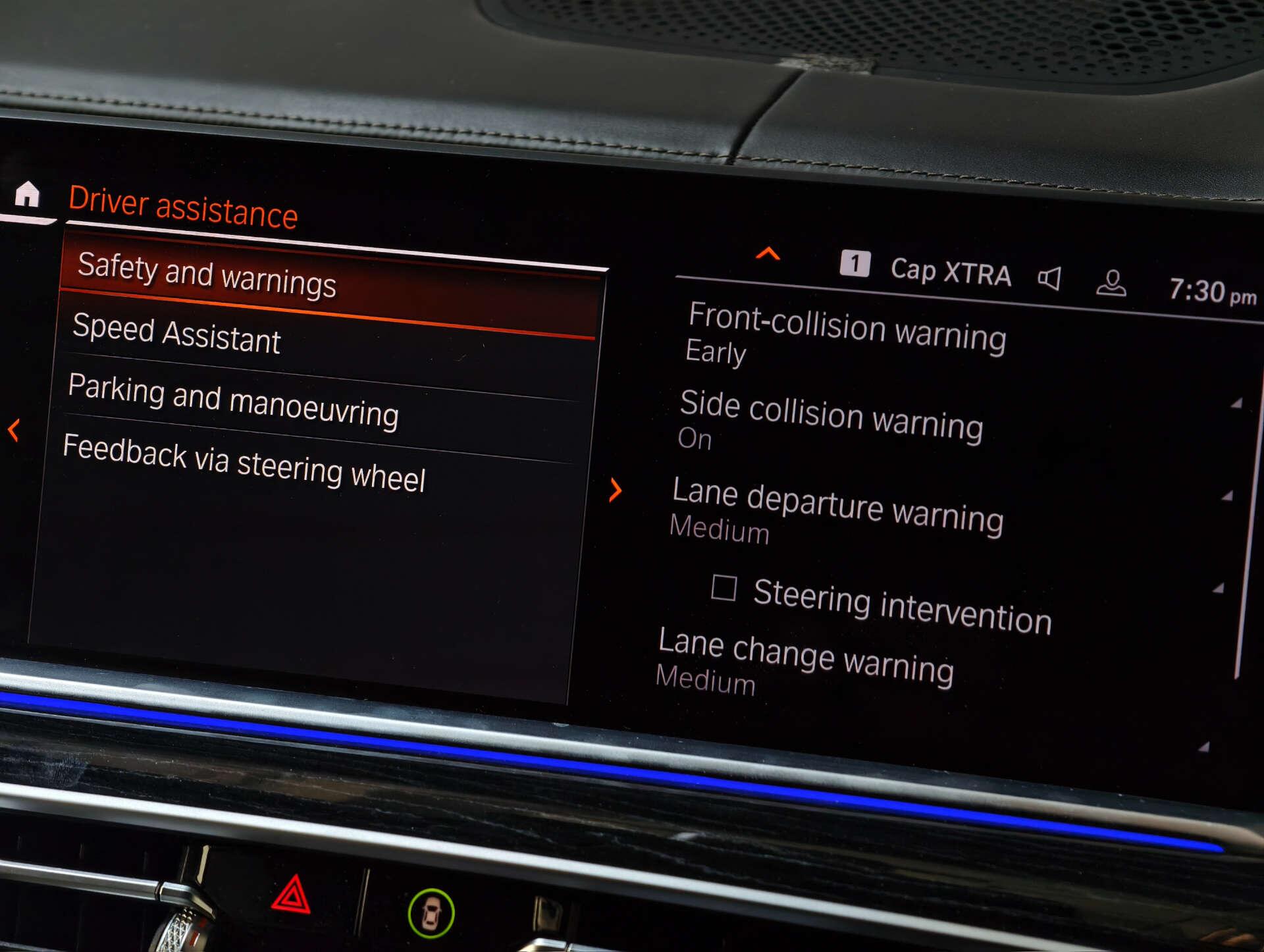 BMW X7 view 54