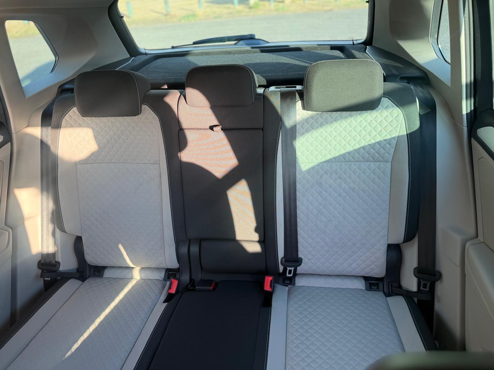 Volkswagen Tiguan view 36