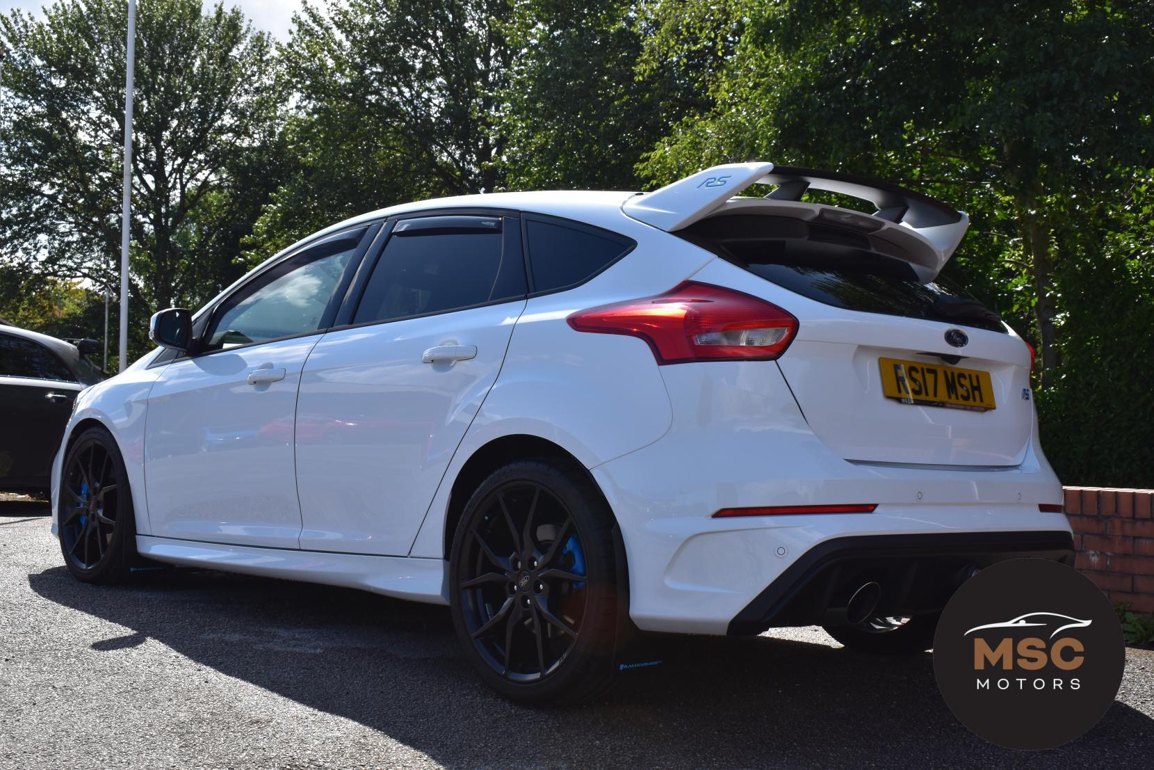 Ford Focus view 12