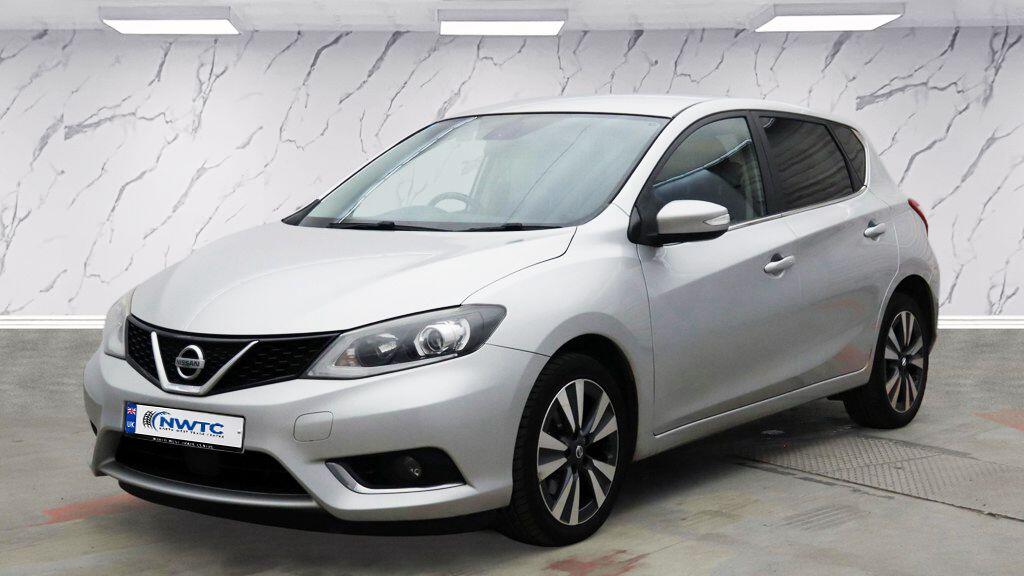 Nissan Pulsar view 5
