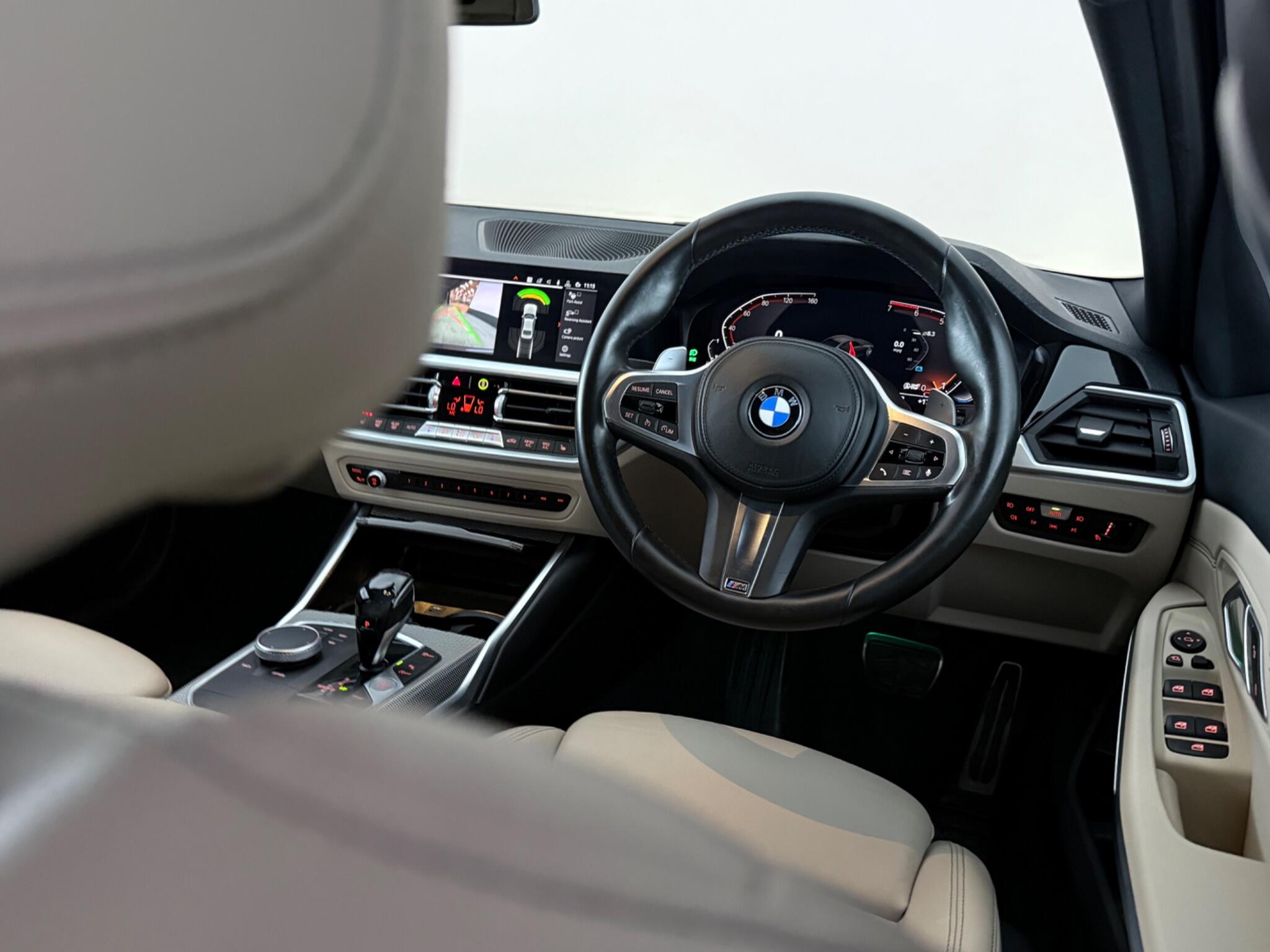 BMW 3 Series view 13