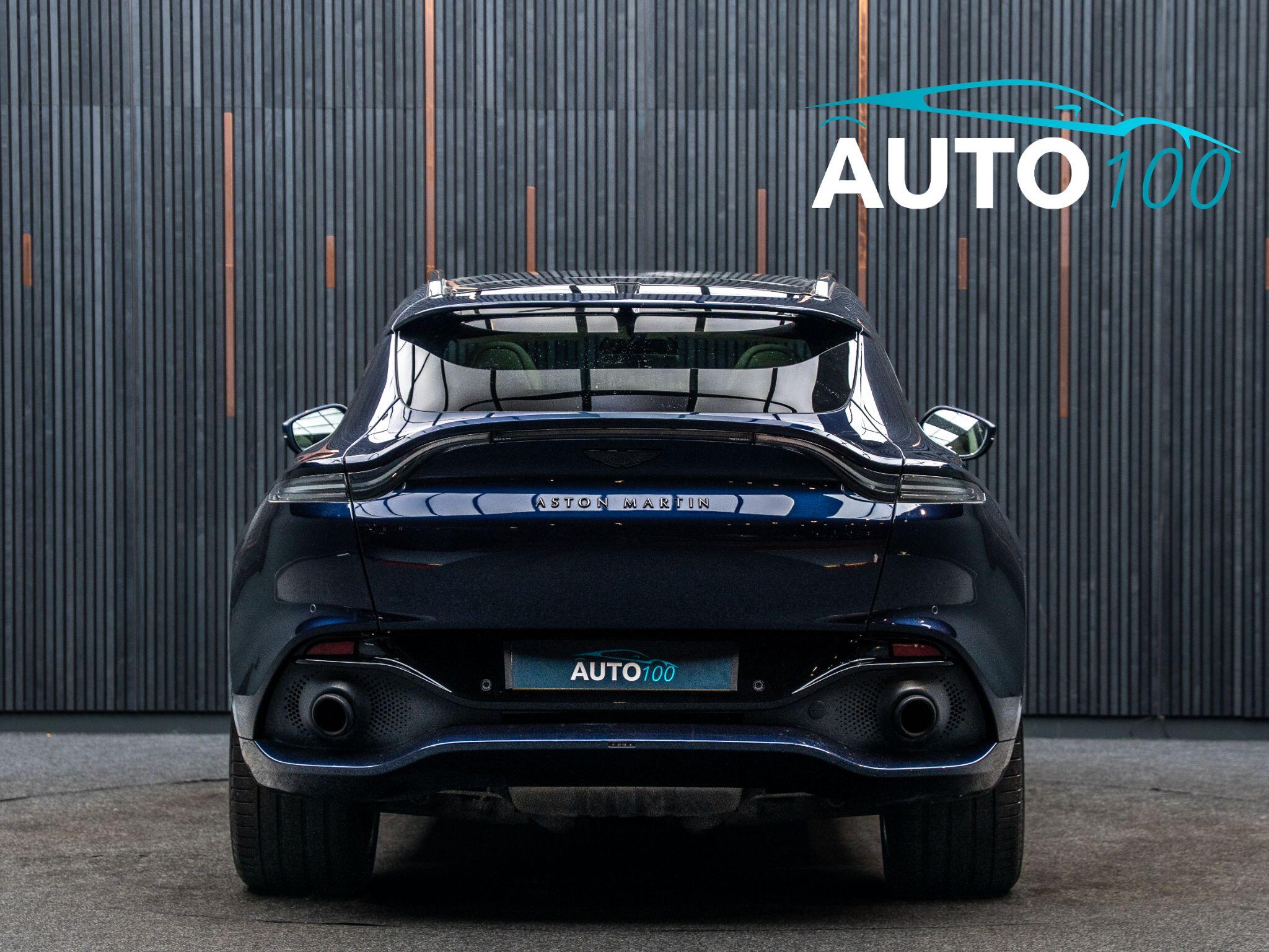 Aston Martin DBX view 23