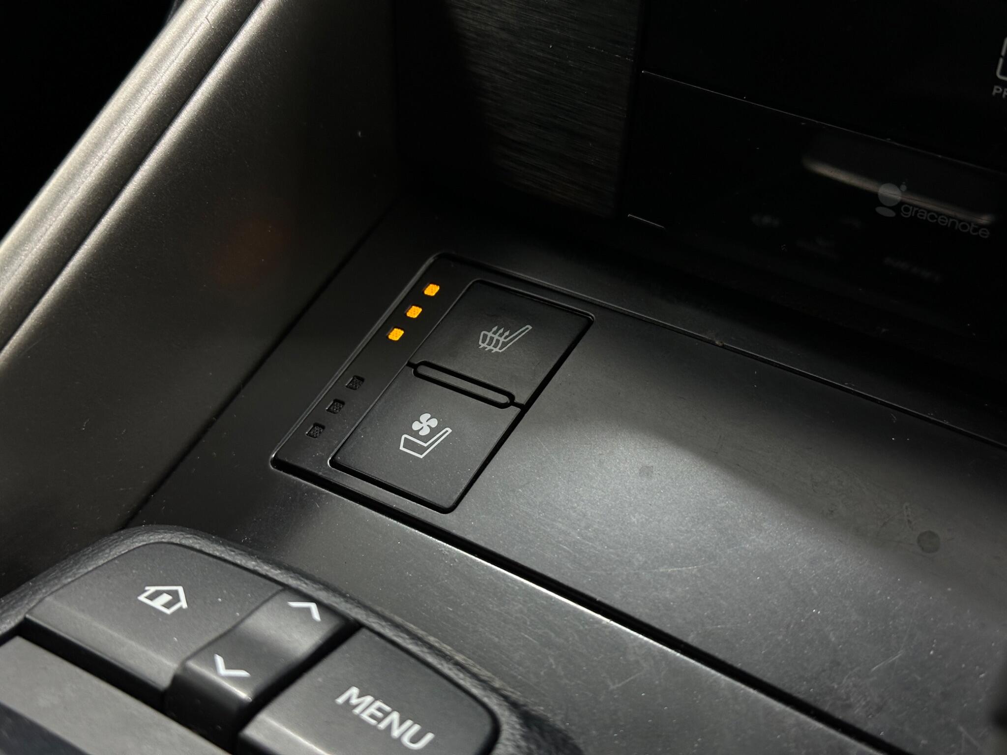 Lexus Is view 23