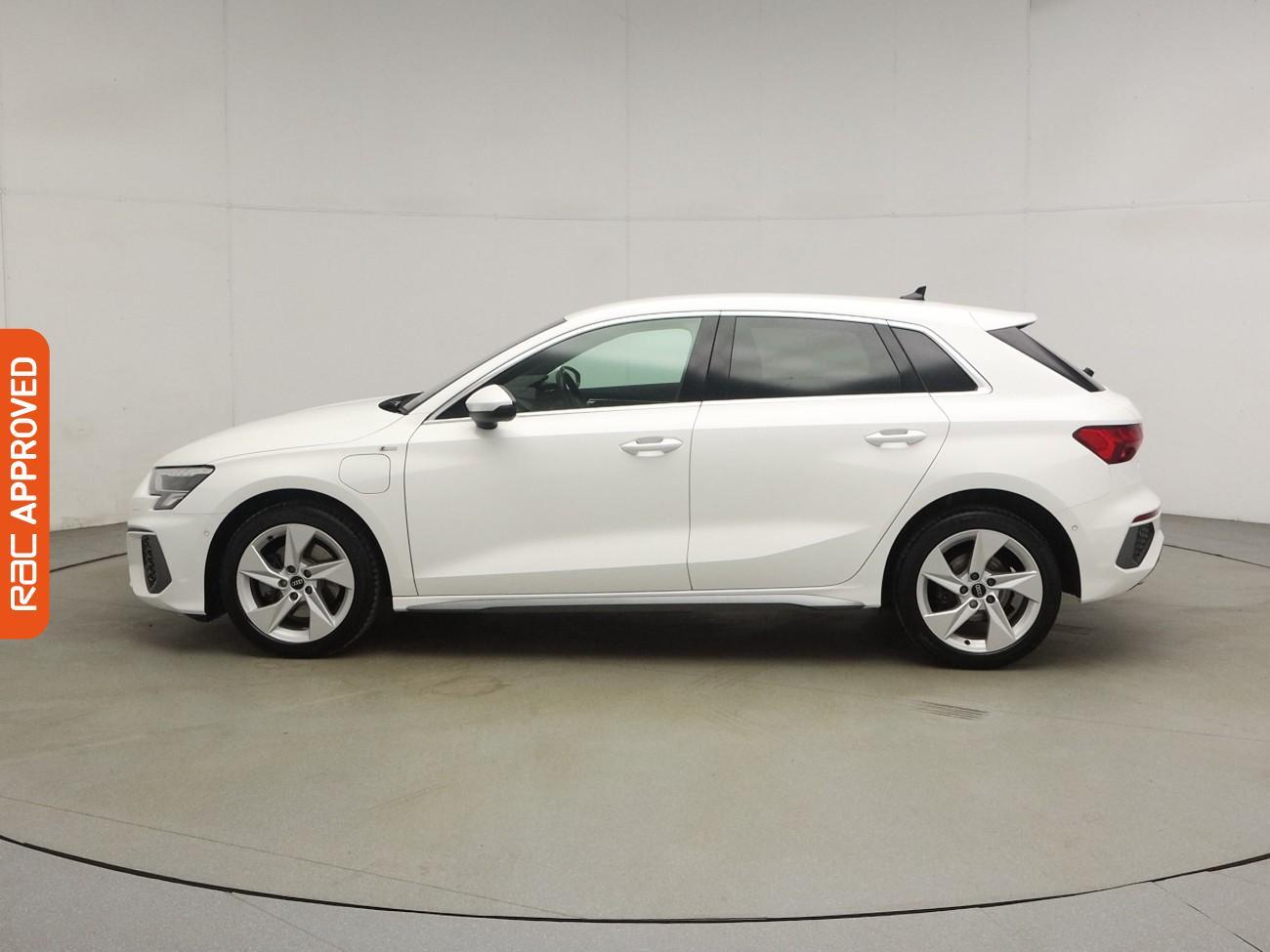Audi A3 view 34
