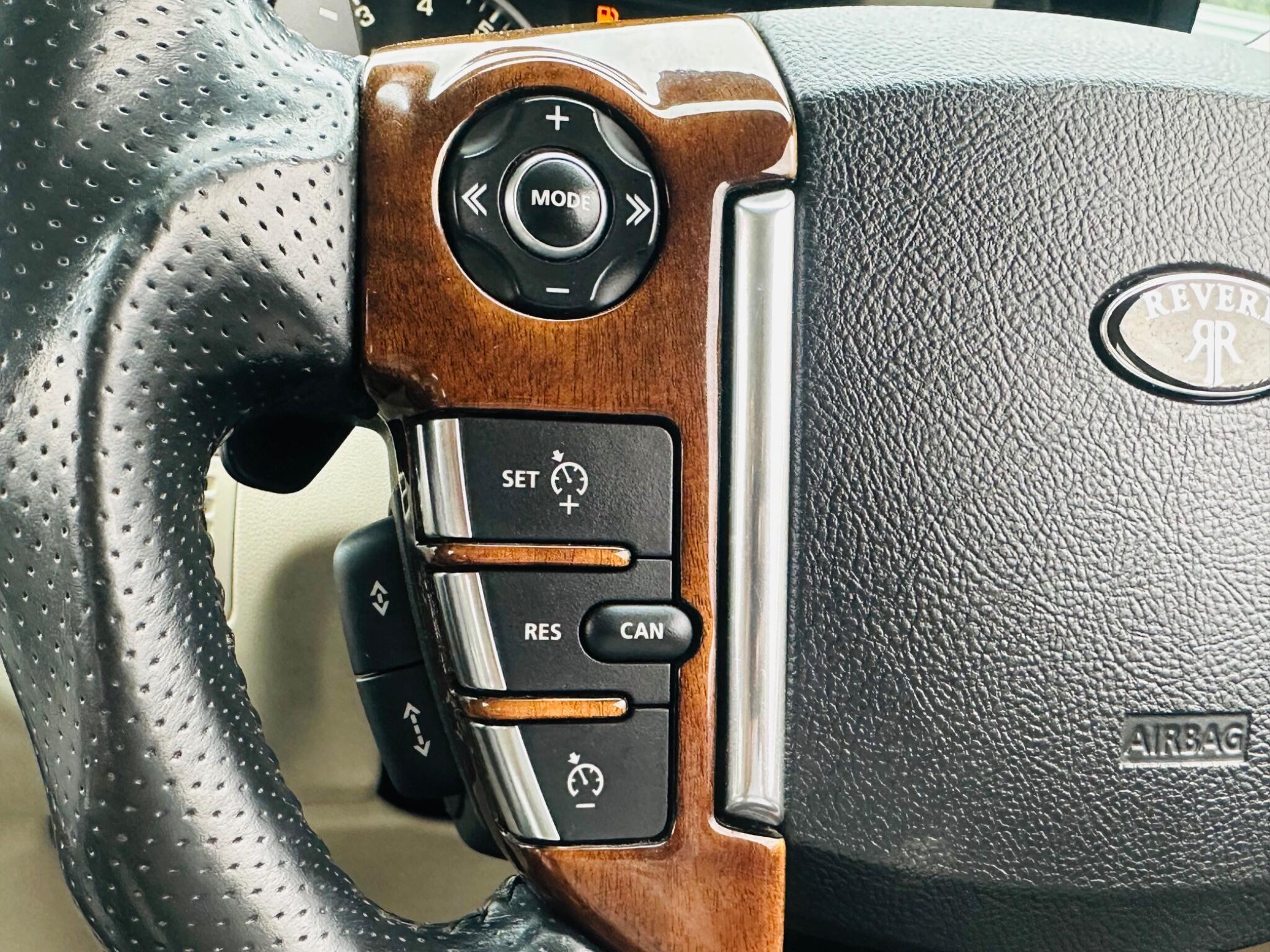Land Rover Range Rover Sport view 39