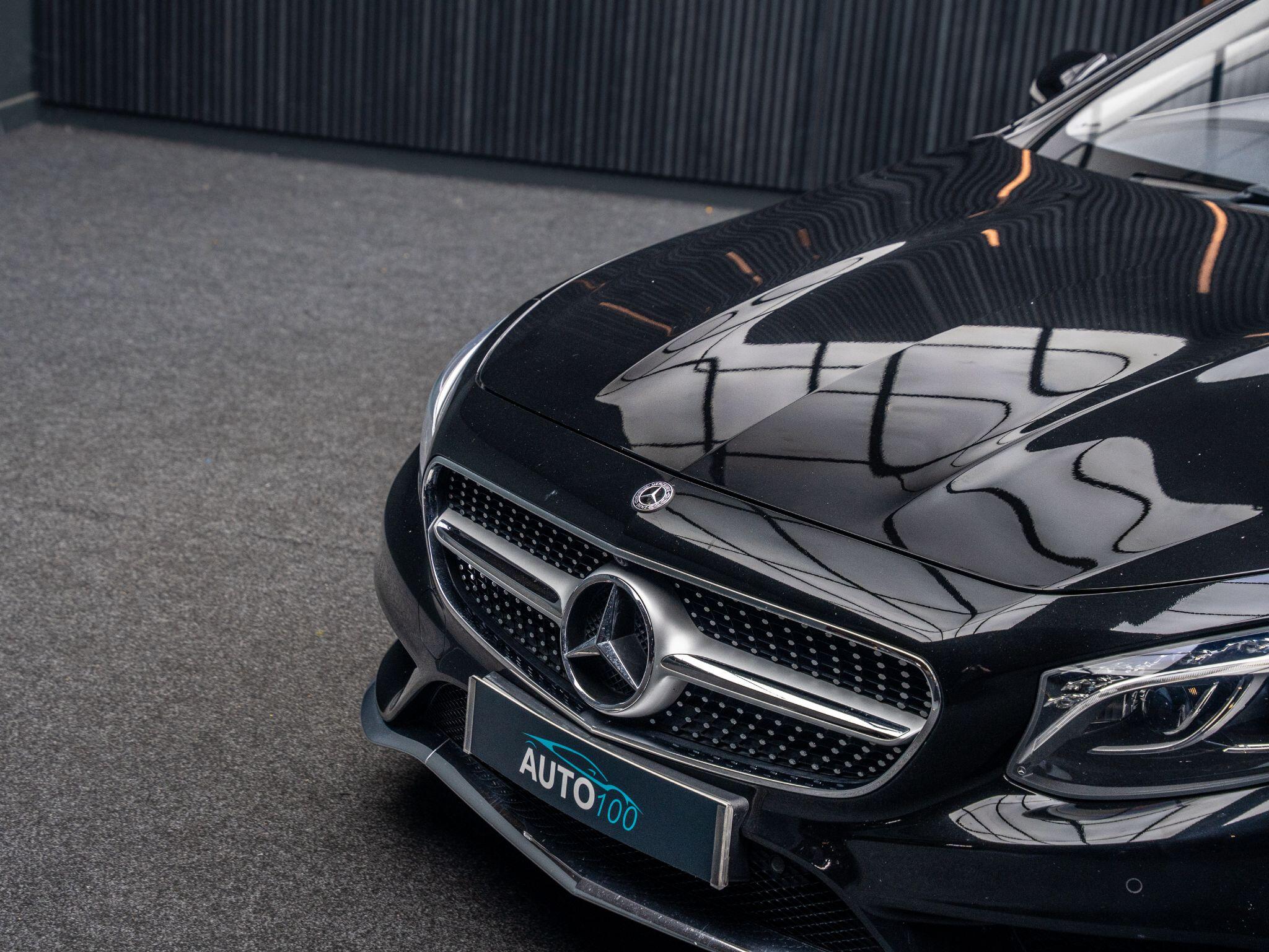 Mercedes-Benz S-Class view 36