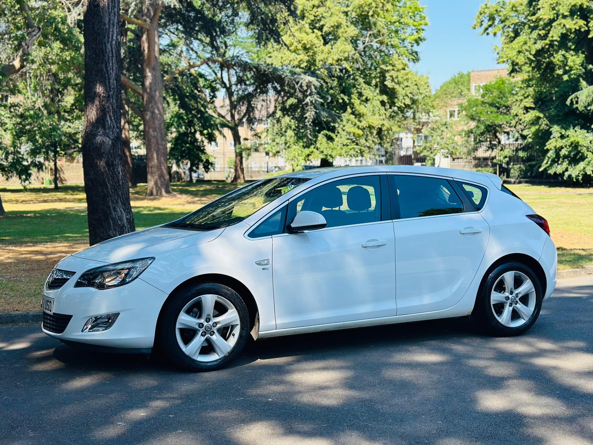 Vauxhall Astra view 14