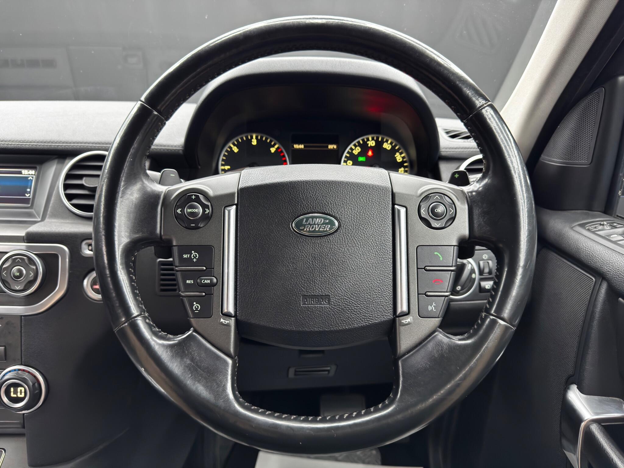 Land Rover Discovery view 19