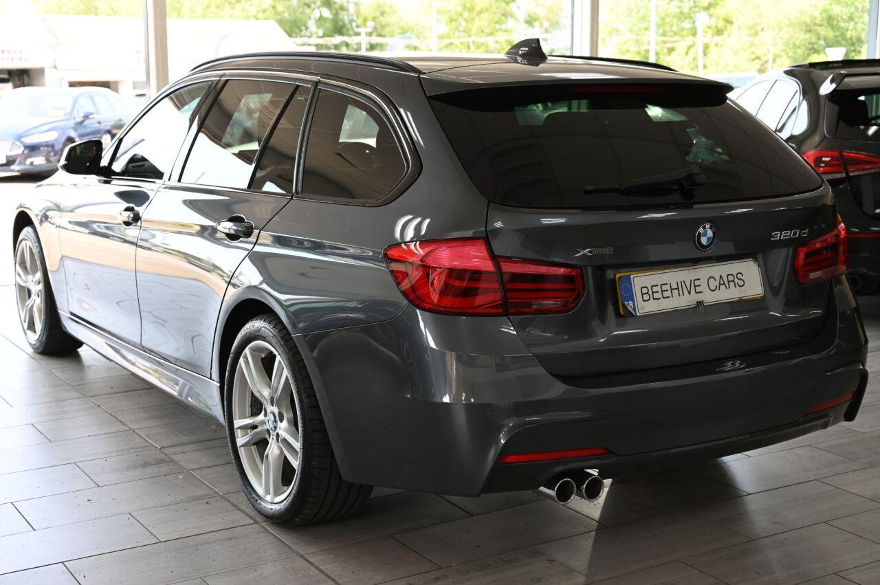 BMW 3 Series view 11