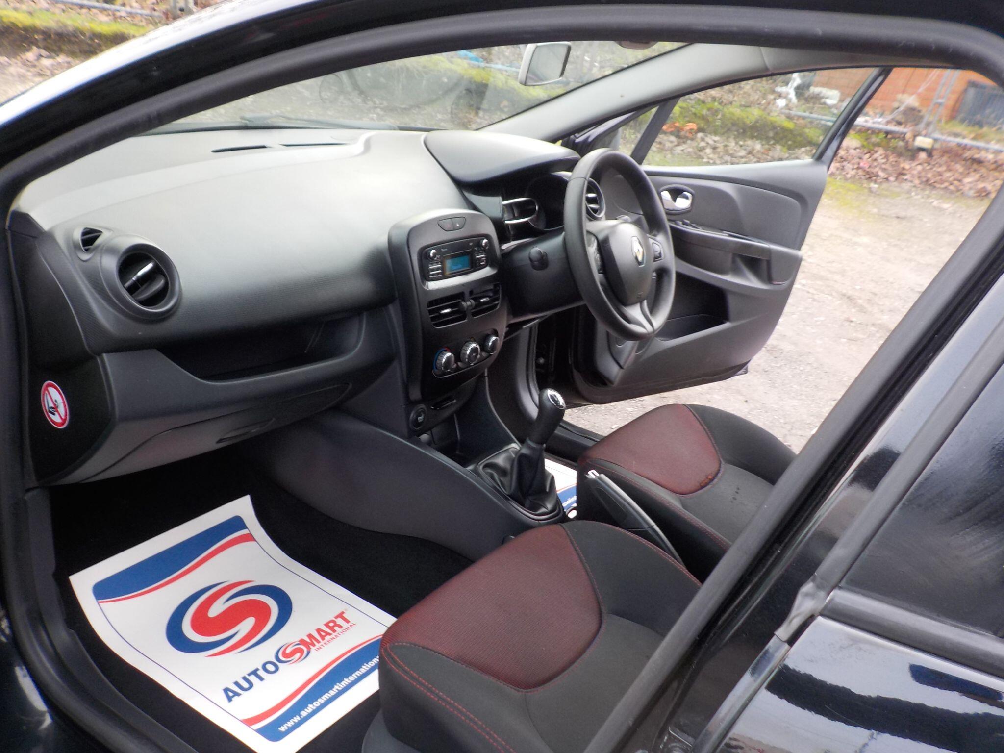 Renault Clio 1.2 16V Expression + Euro 5 5dr