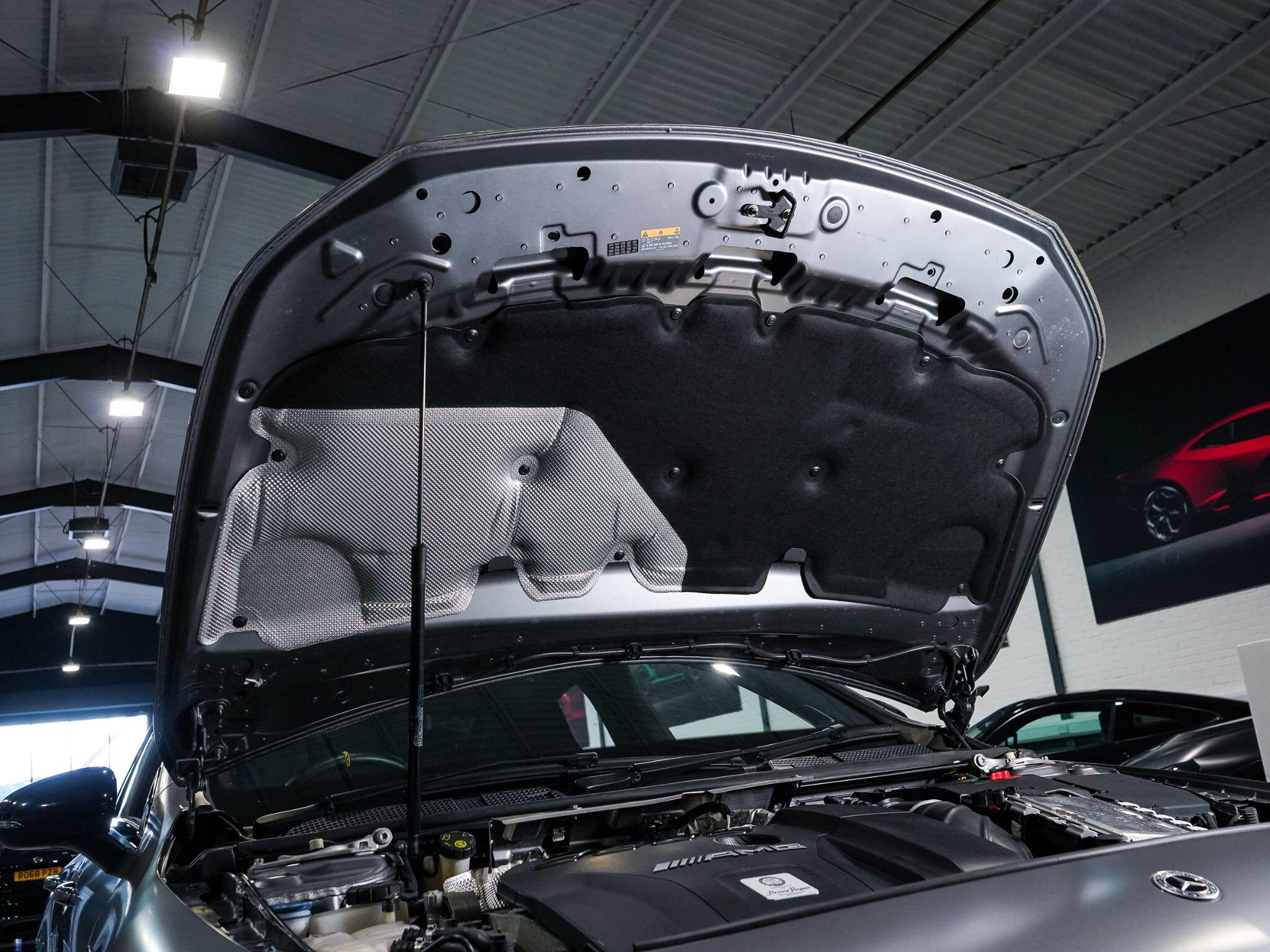 Mercedes-Benz CLA view 60