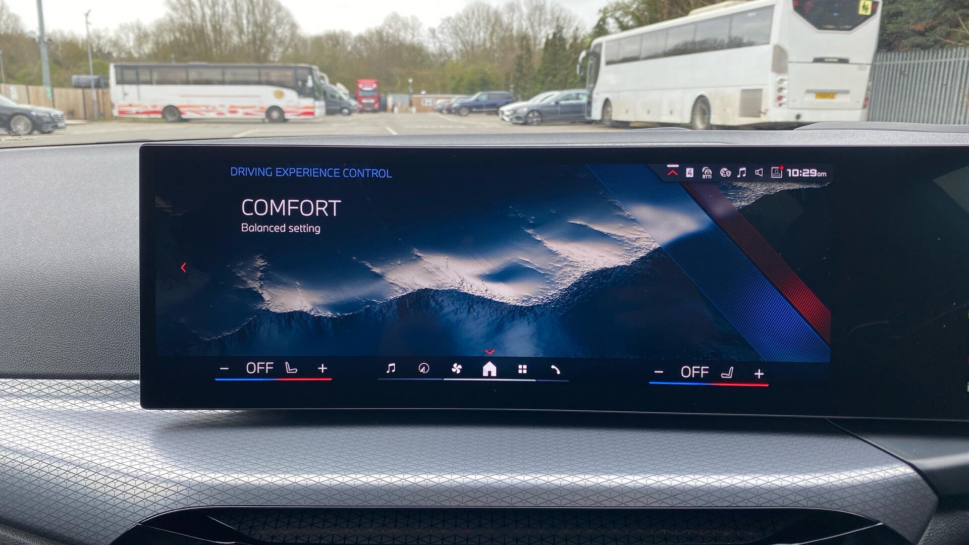 BMW 3 Series view 34