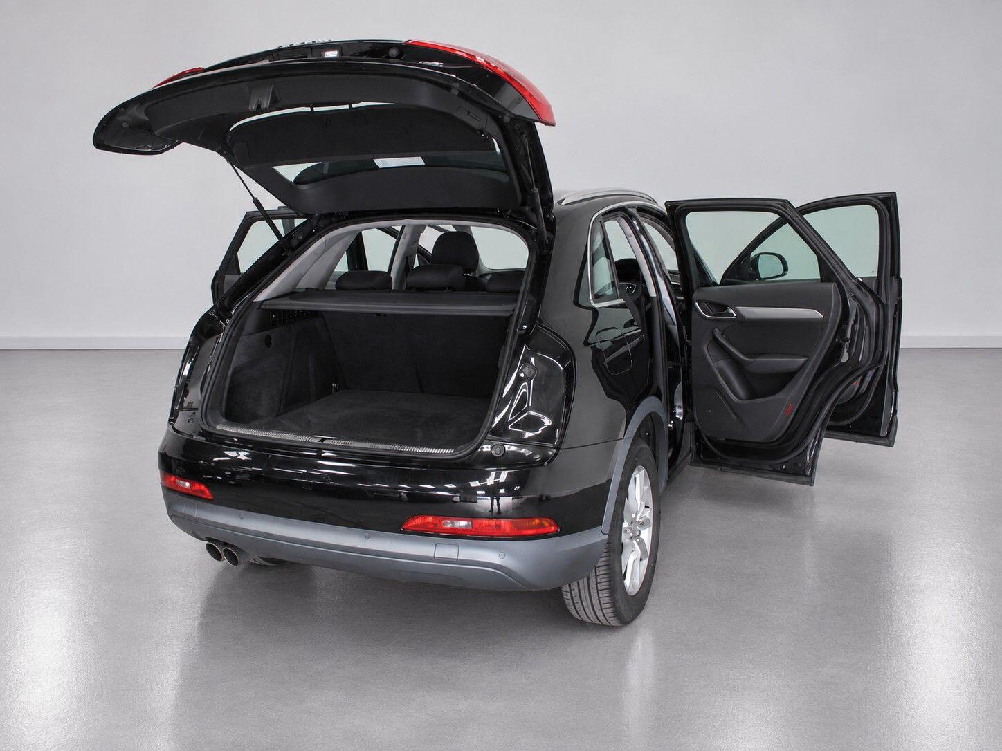 Audi Q3 view 20