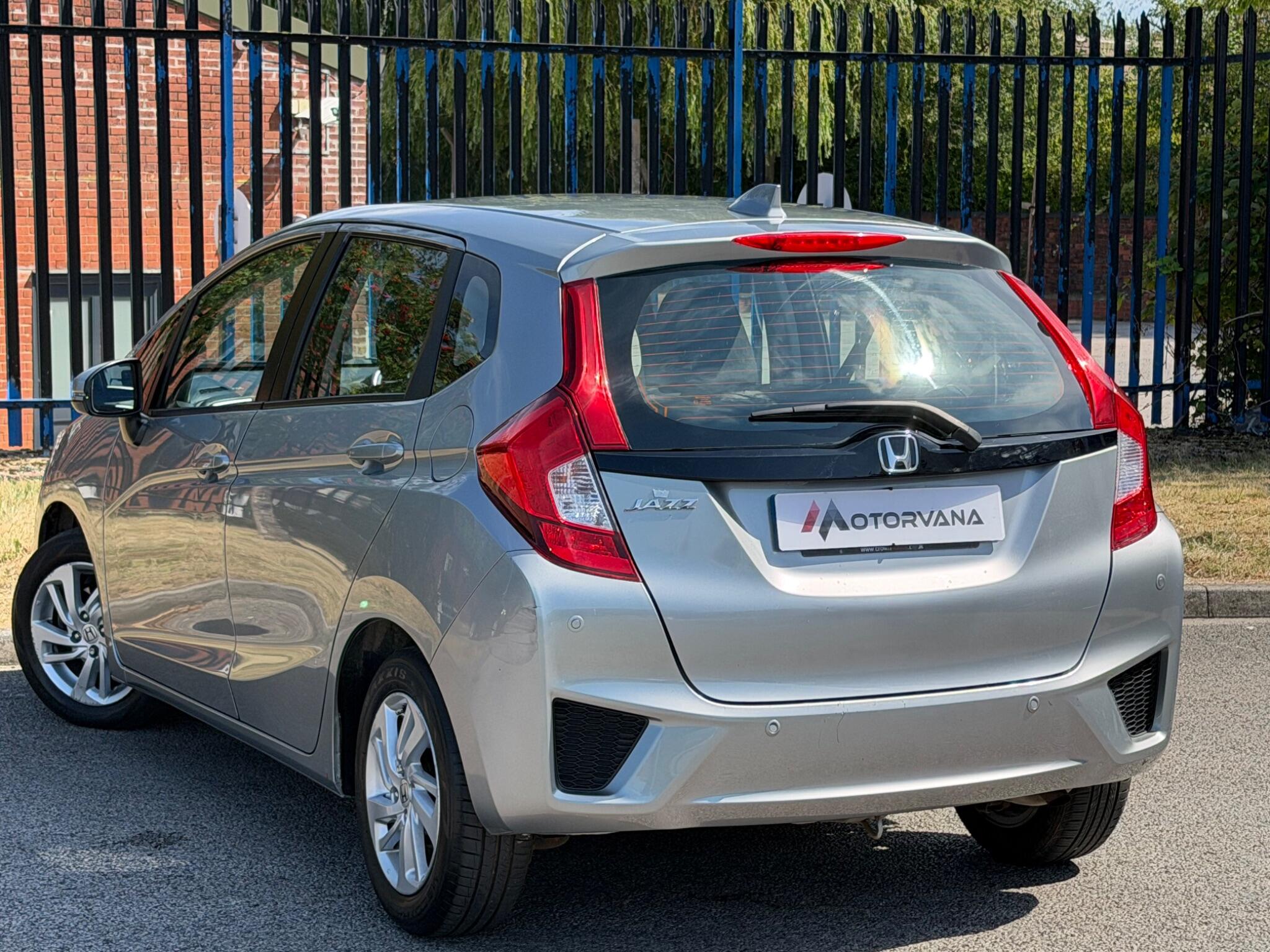 Honda Jazz view 4