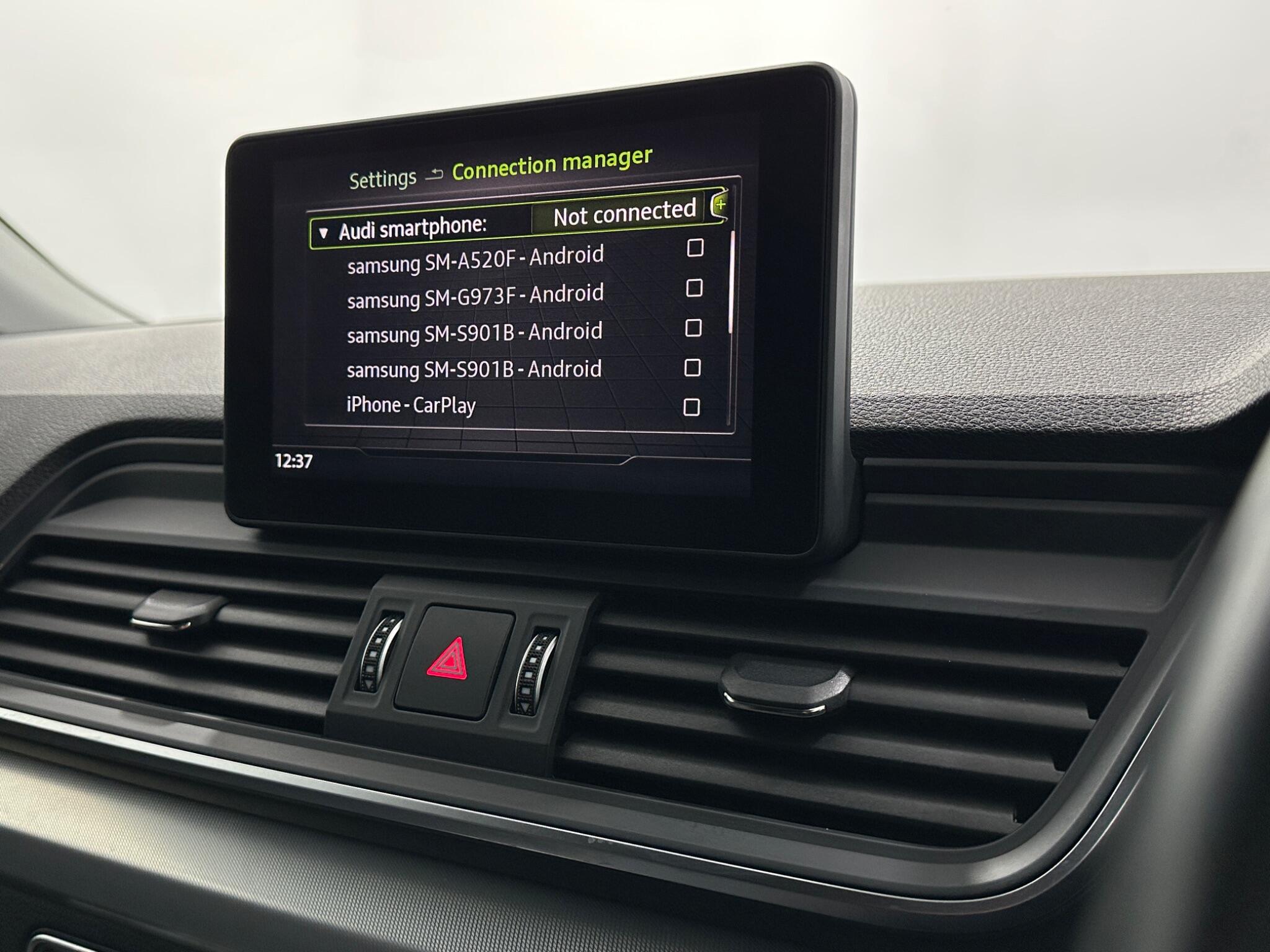 Audi Q5 view 26