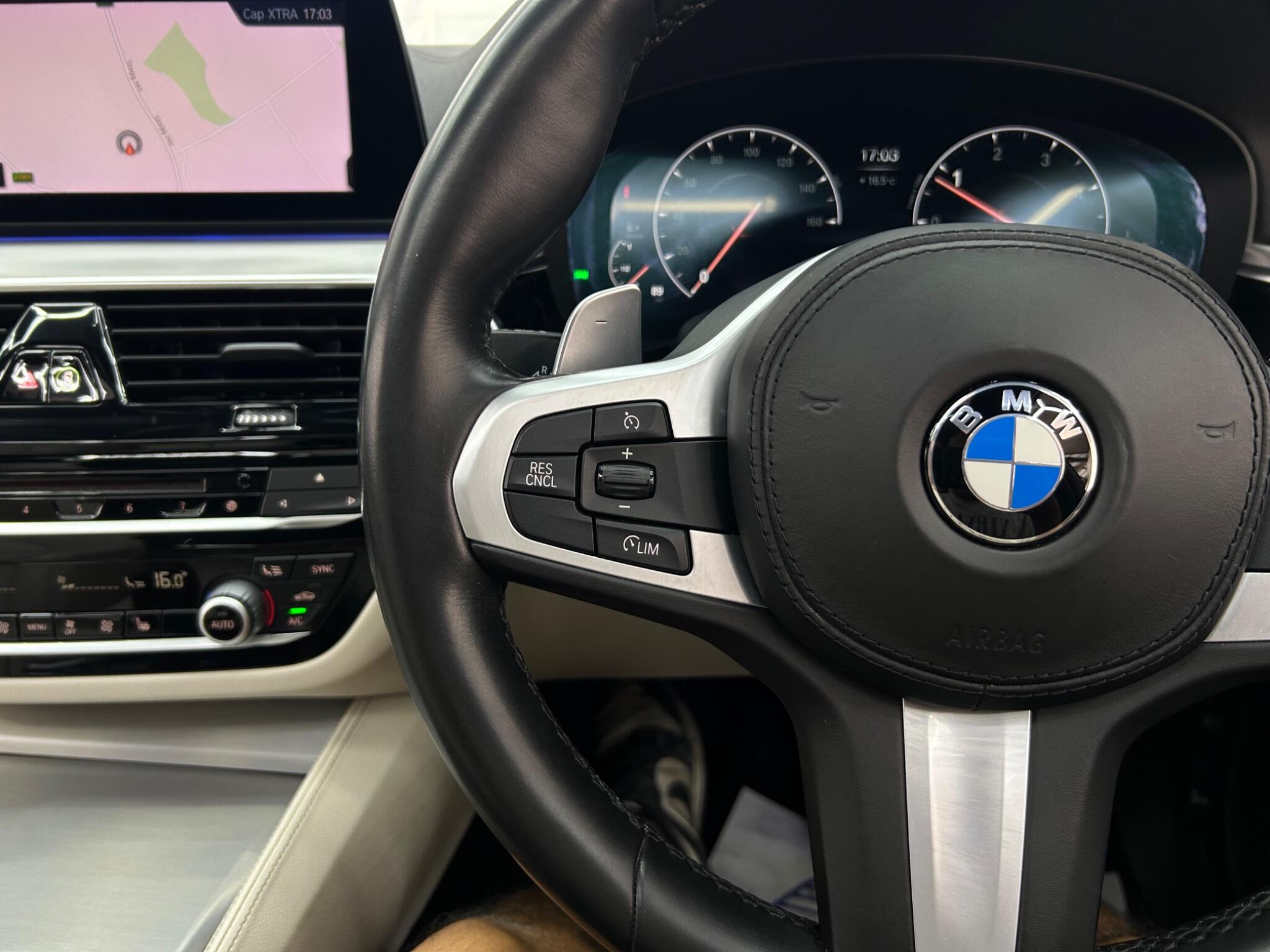 BMW 5 Series view 41