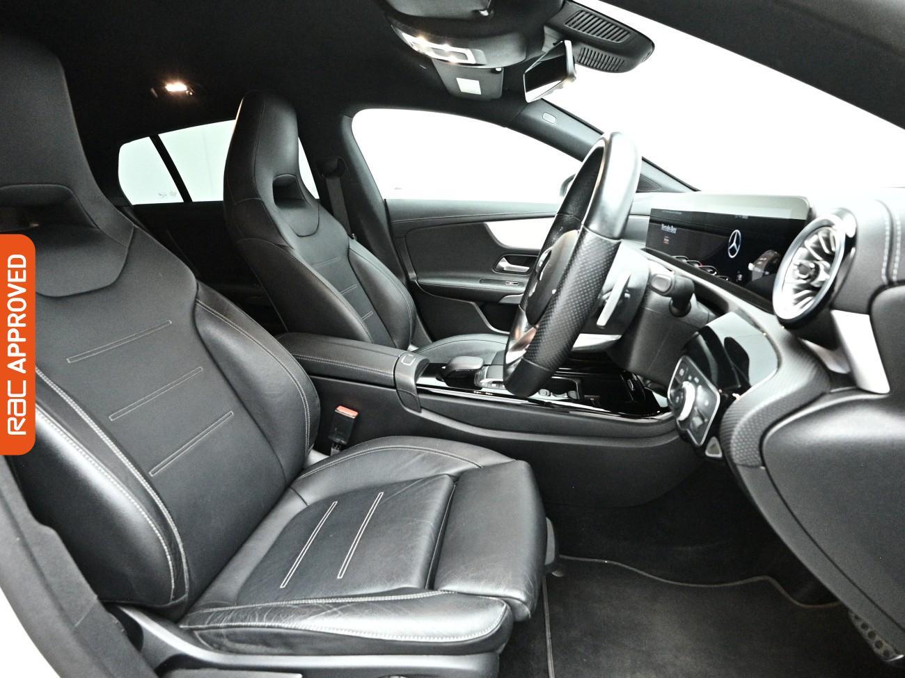 Mercedes-Benz Cla view 13