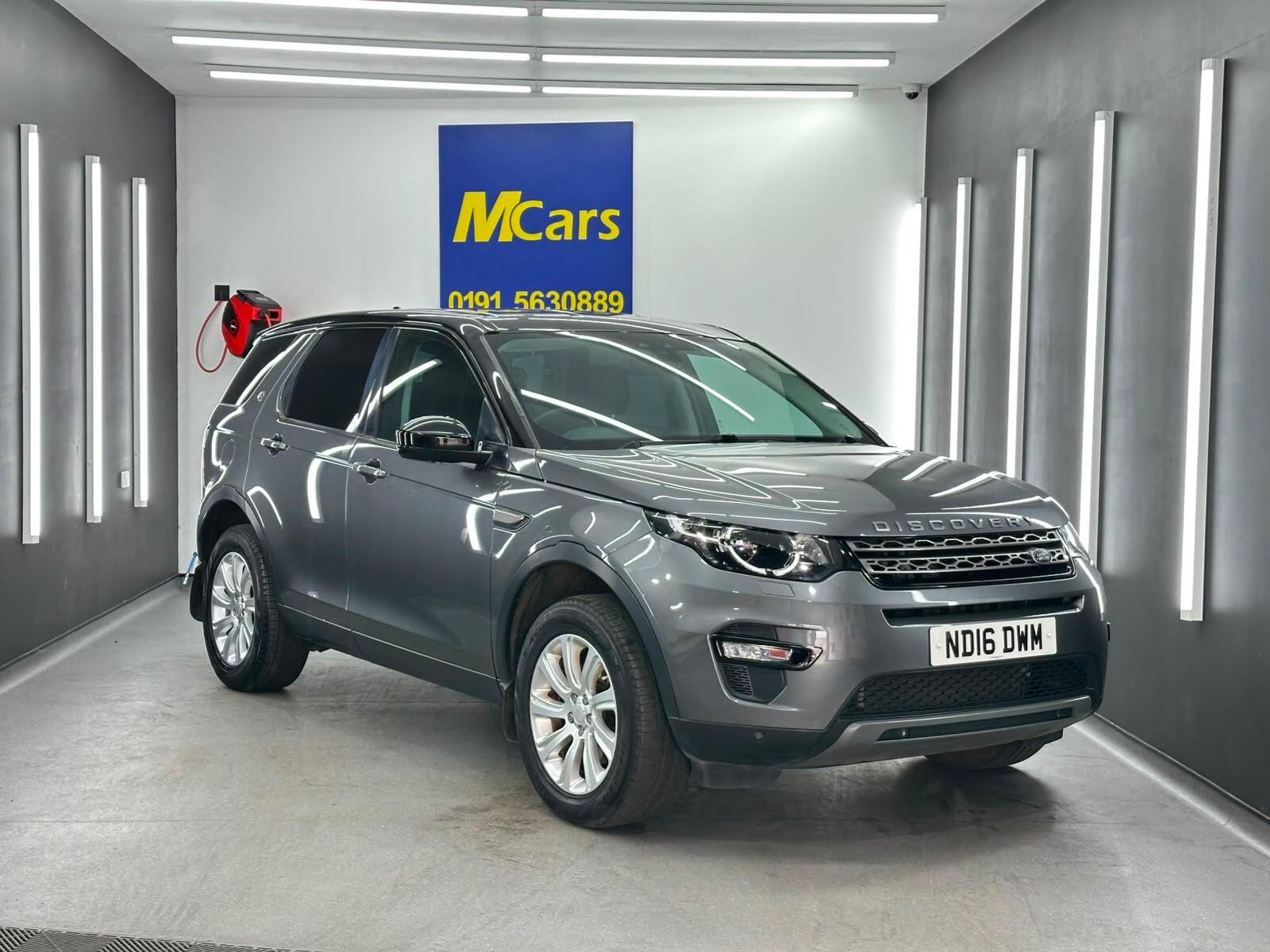Land Rover Discovery Sport view 12