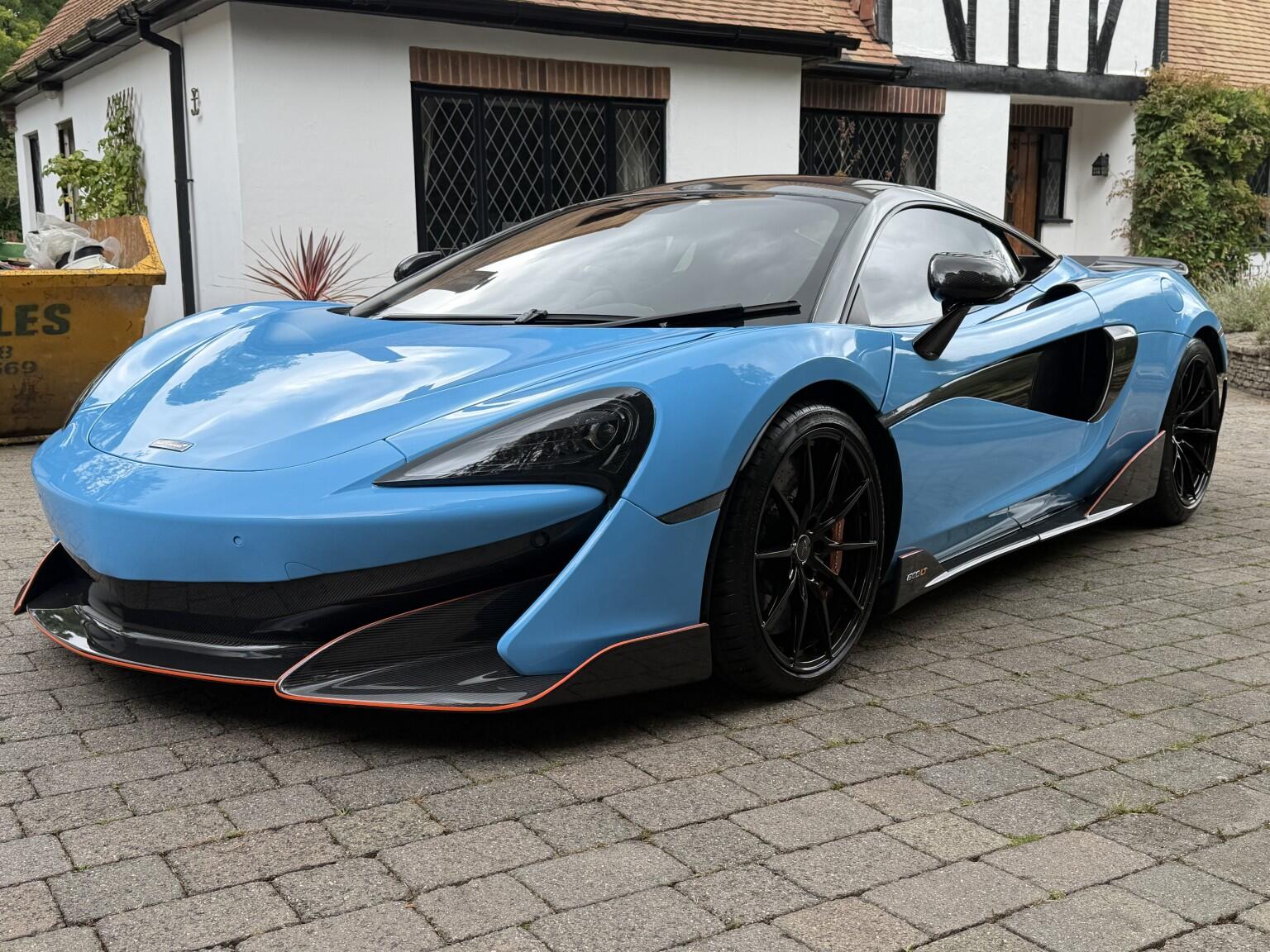 Mclaren 600LT view 4